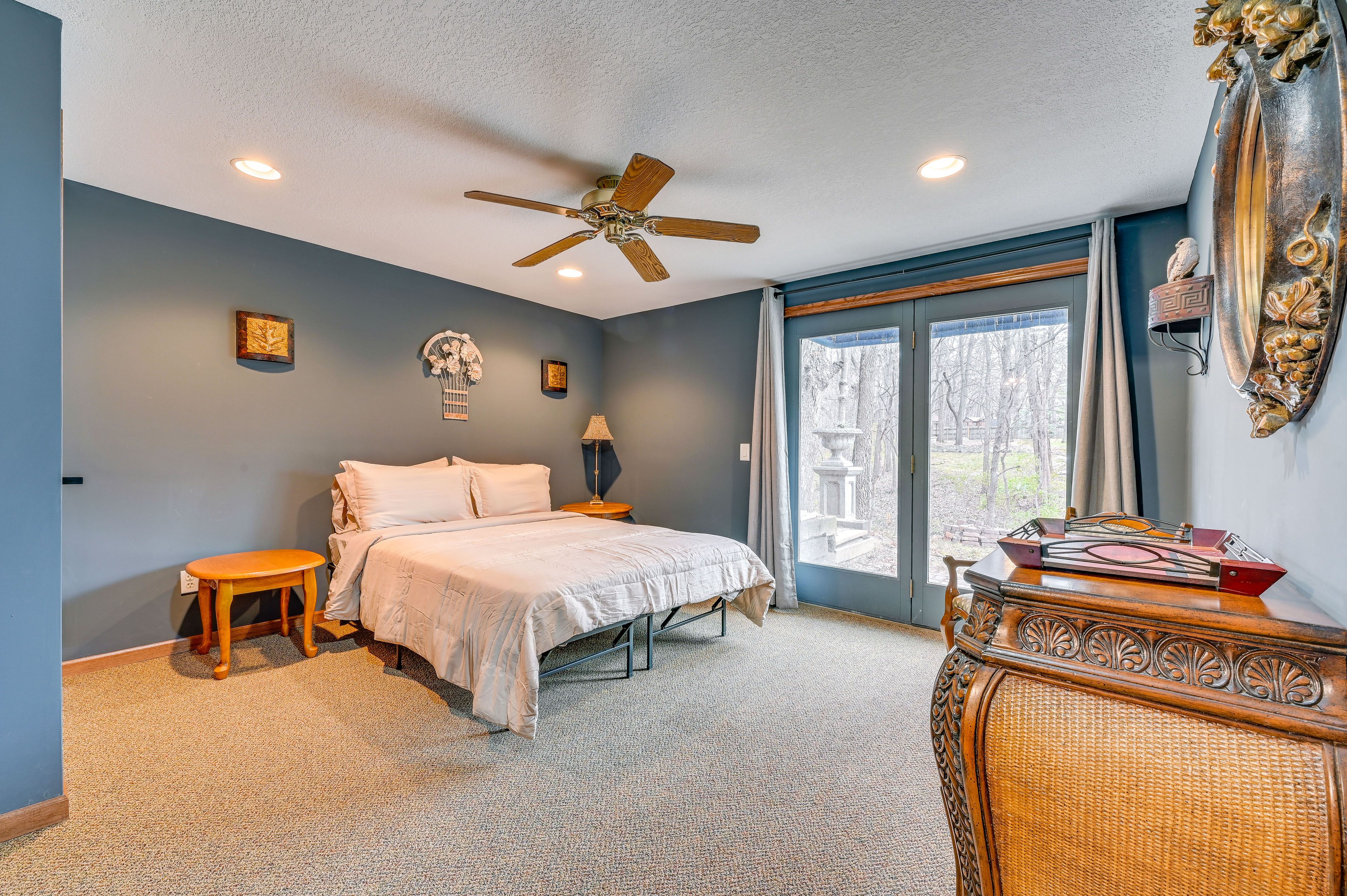 Bedroom 2 | Basement | Queen Bed | Linens Provided