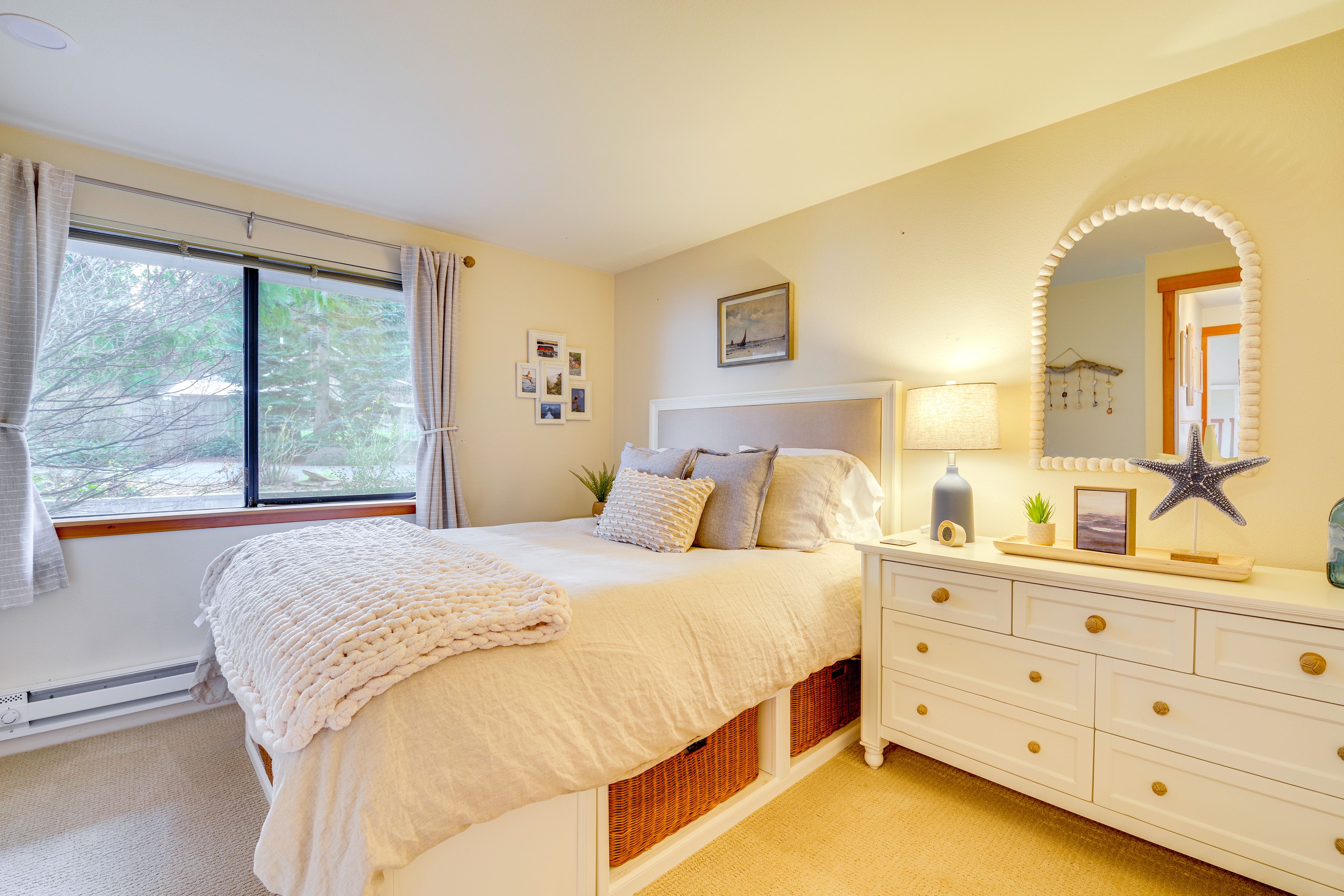 Bedroom 2 | Queen Bed | Linens Provided