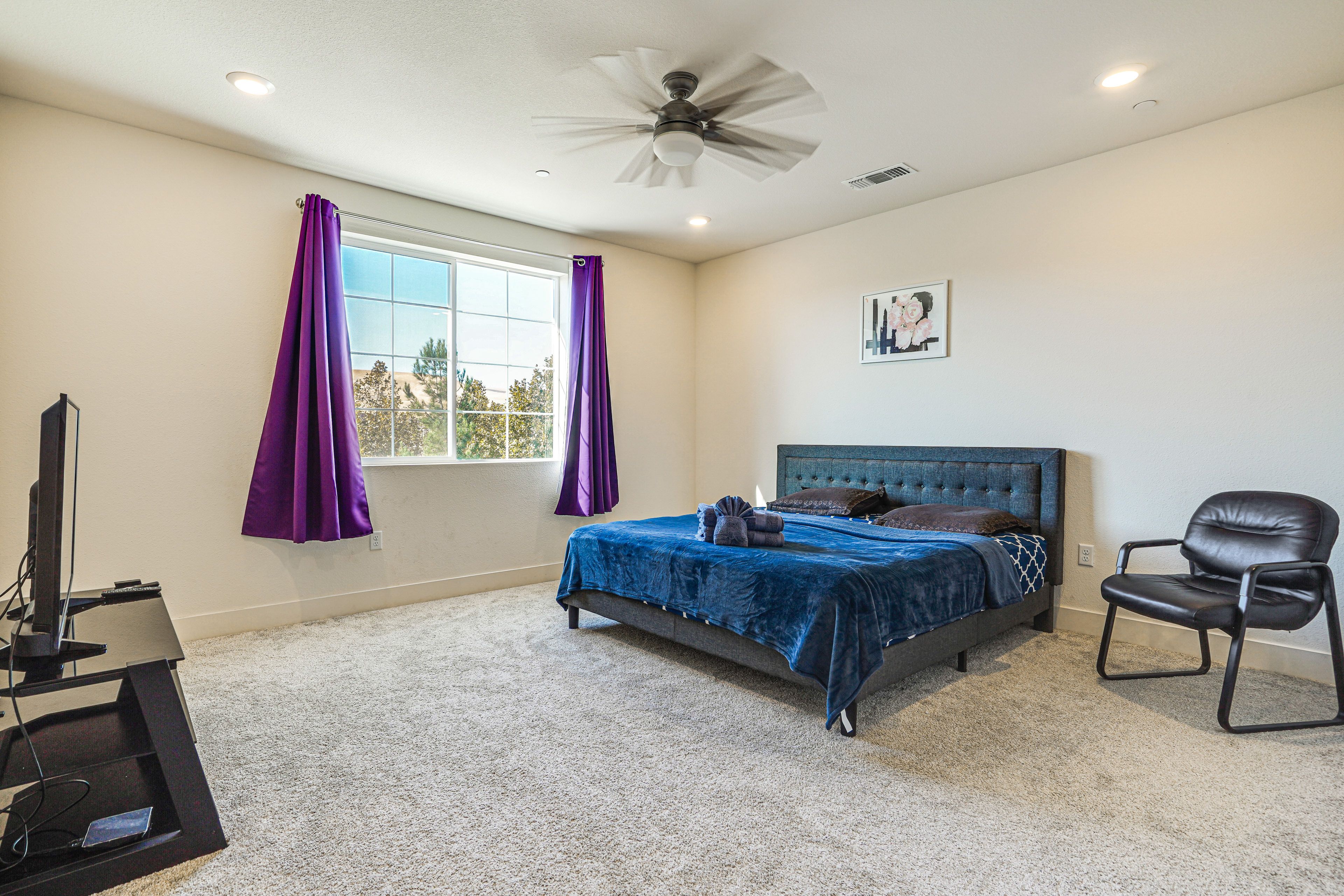 Bedroom 1 | 2nd Floor | King Bed | Linens Provided | En-Suite Bathroom