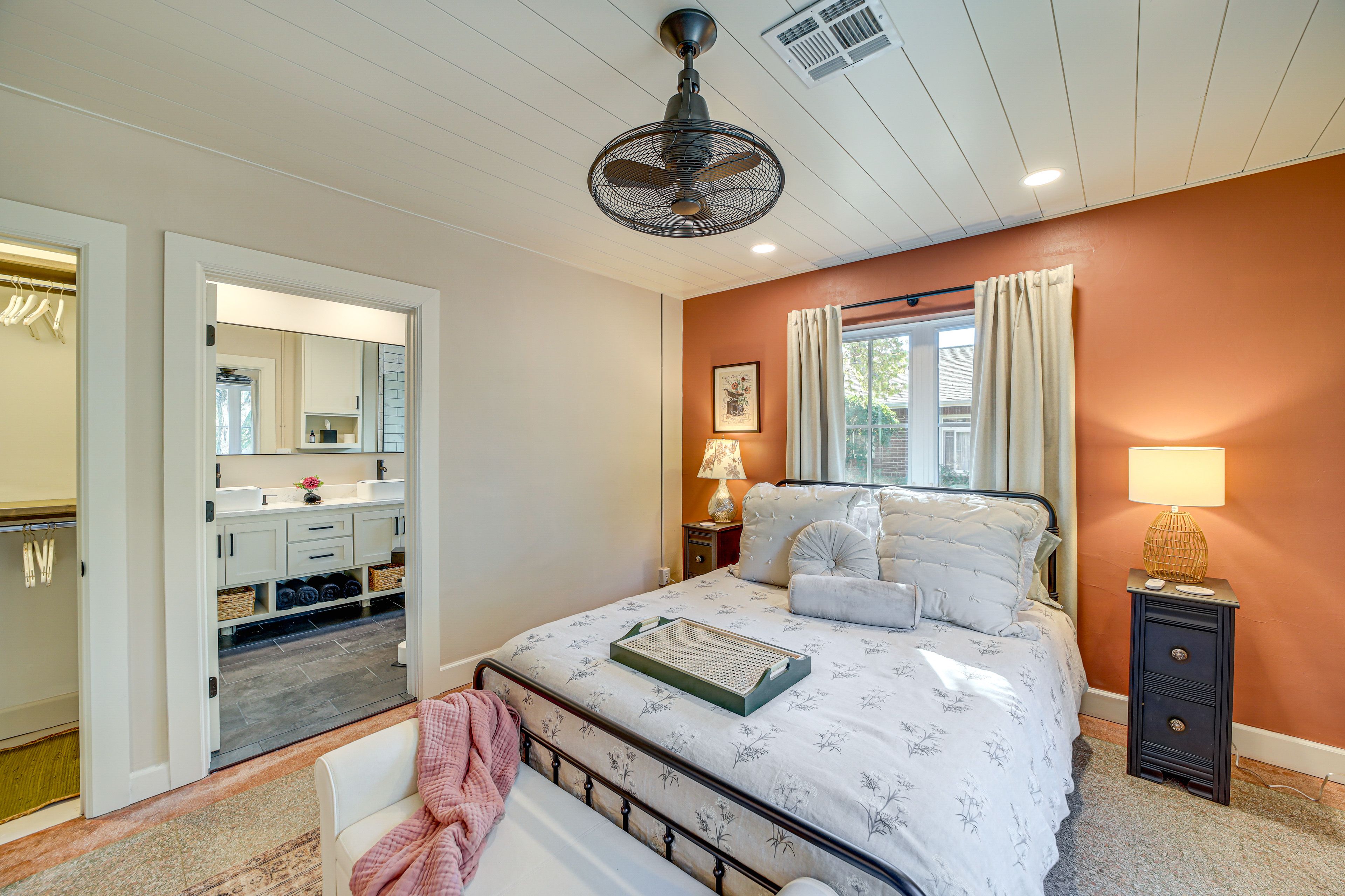 Bedroom 1 | Queen Bed | Linens Provided