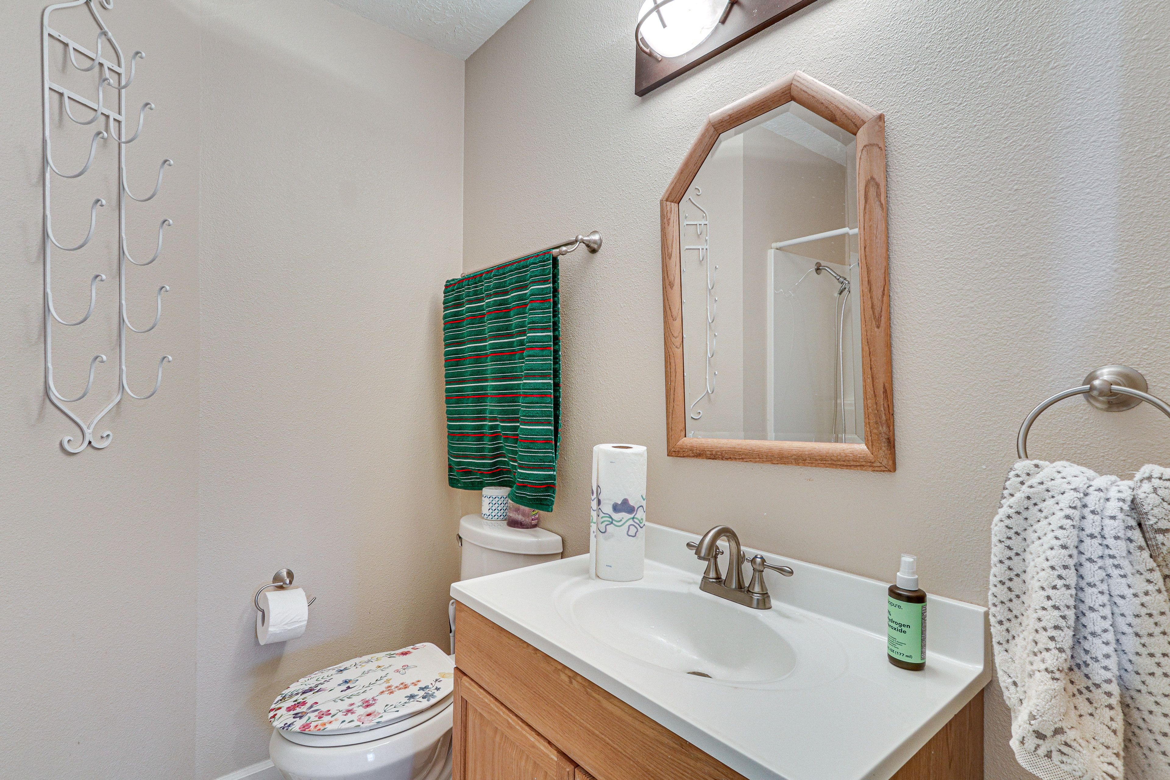 Bathroom | Towels Provided | Main Floor