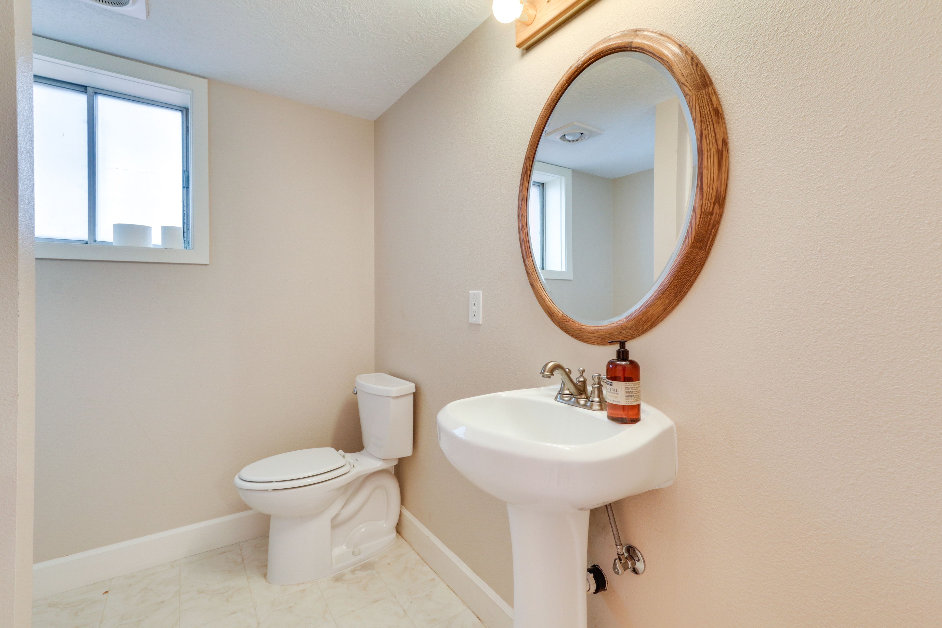 Bathroom | Basement Level