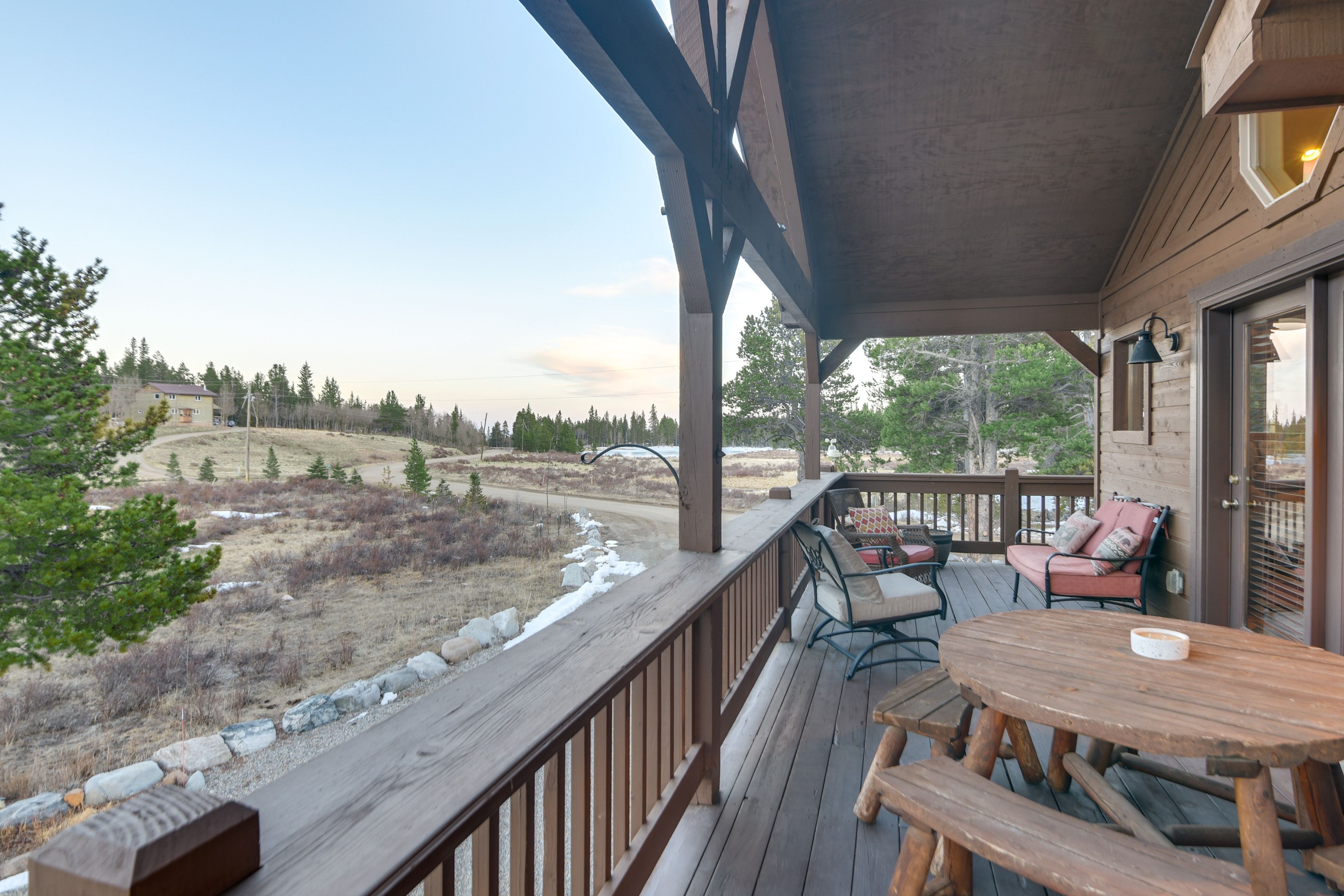 Covered Deck | Outdoor Dining | Gas Grill | Mountain Views