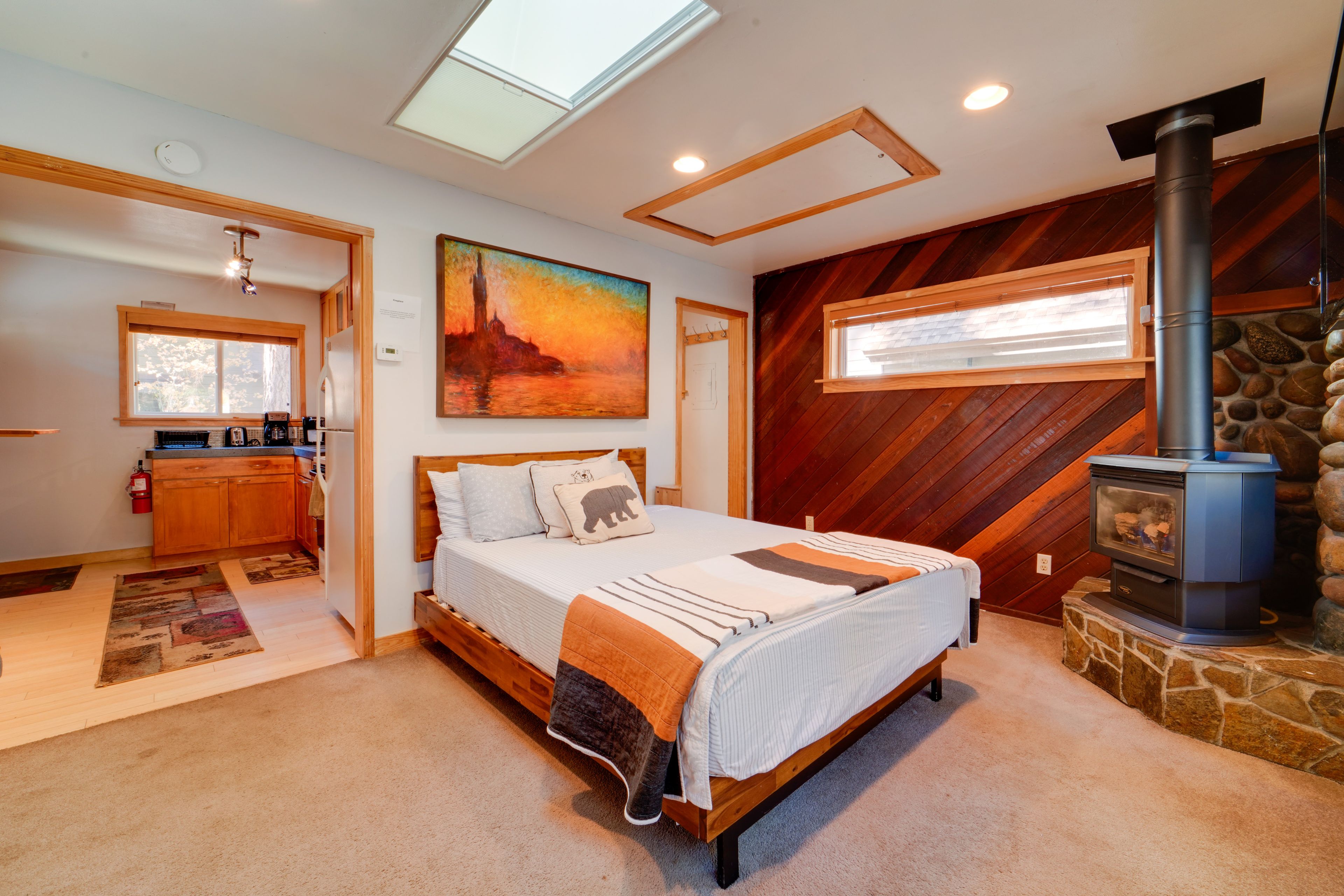 Studio | Sleeping/Living Area | Gas Fireplace | Smart TV