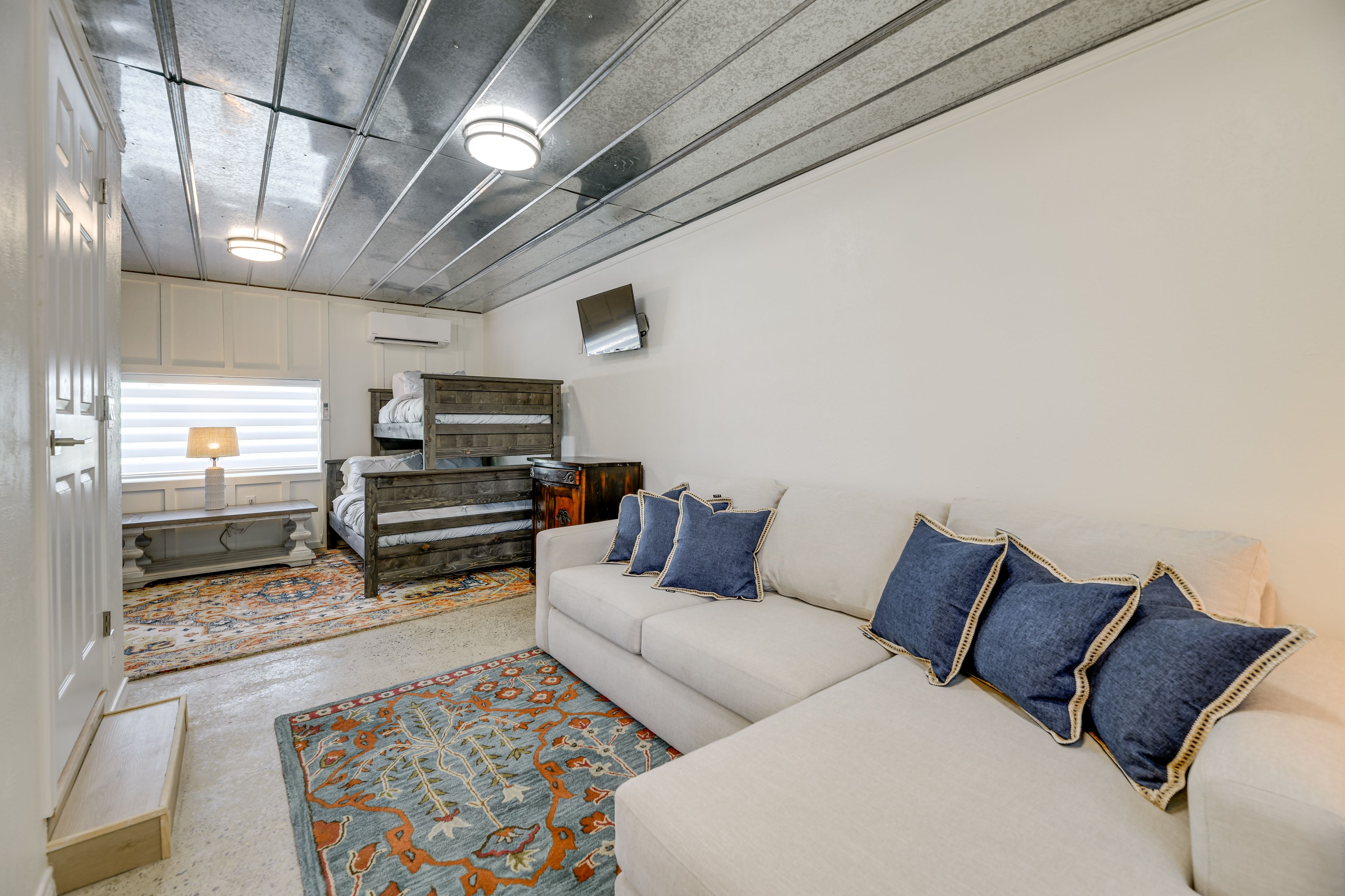 Bedroom 3 (Bunkhouse) | Twin Bunk Bed | Twin/Full Bunk Bed | Lower Level