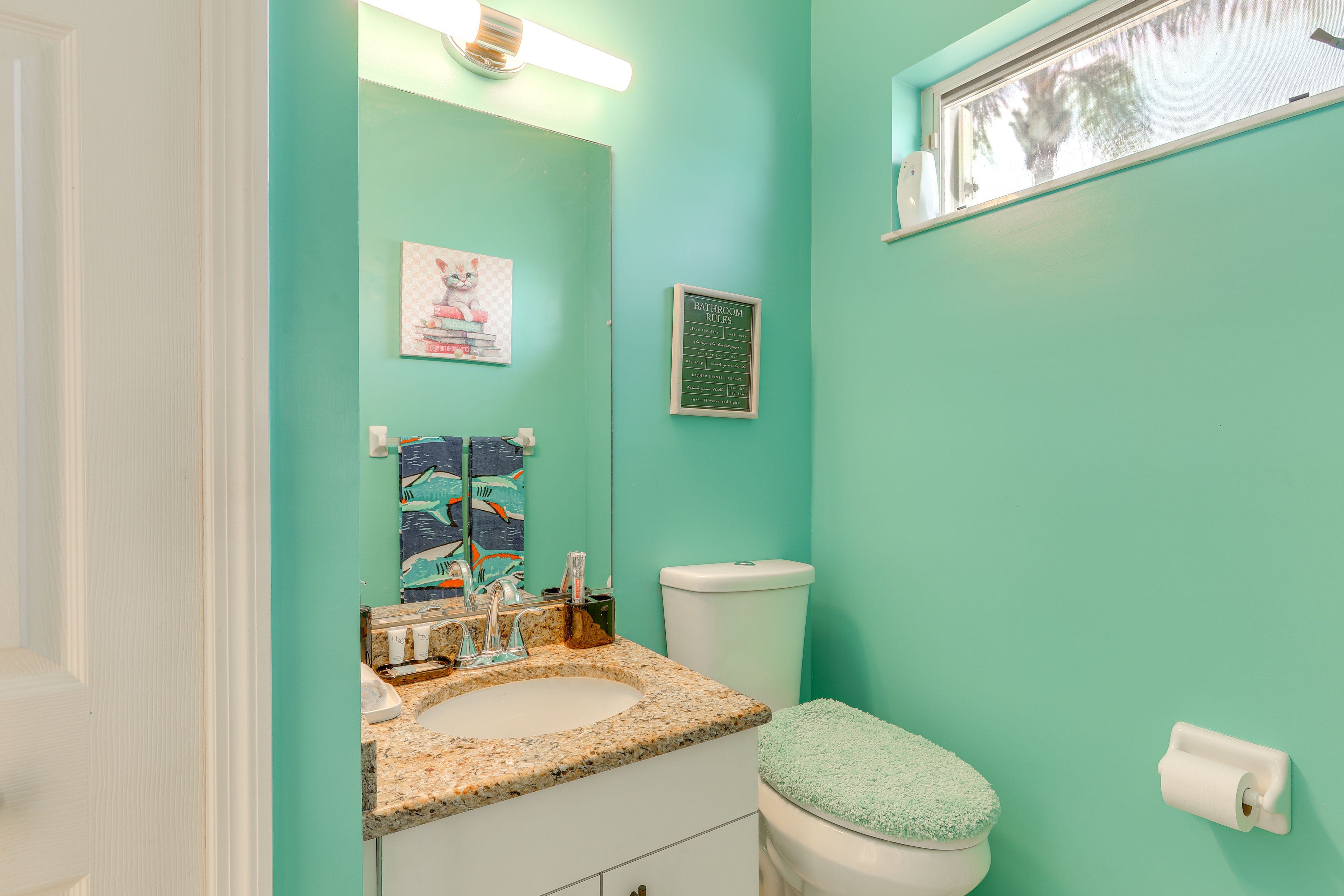 Half Bathroom | Complimentary Toiletries | Towels Provided | Hair Dryer