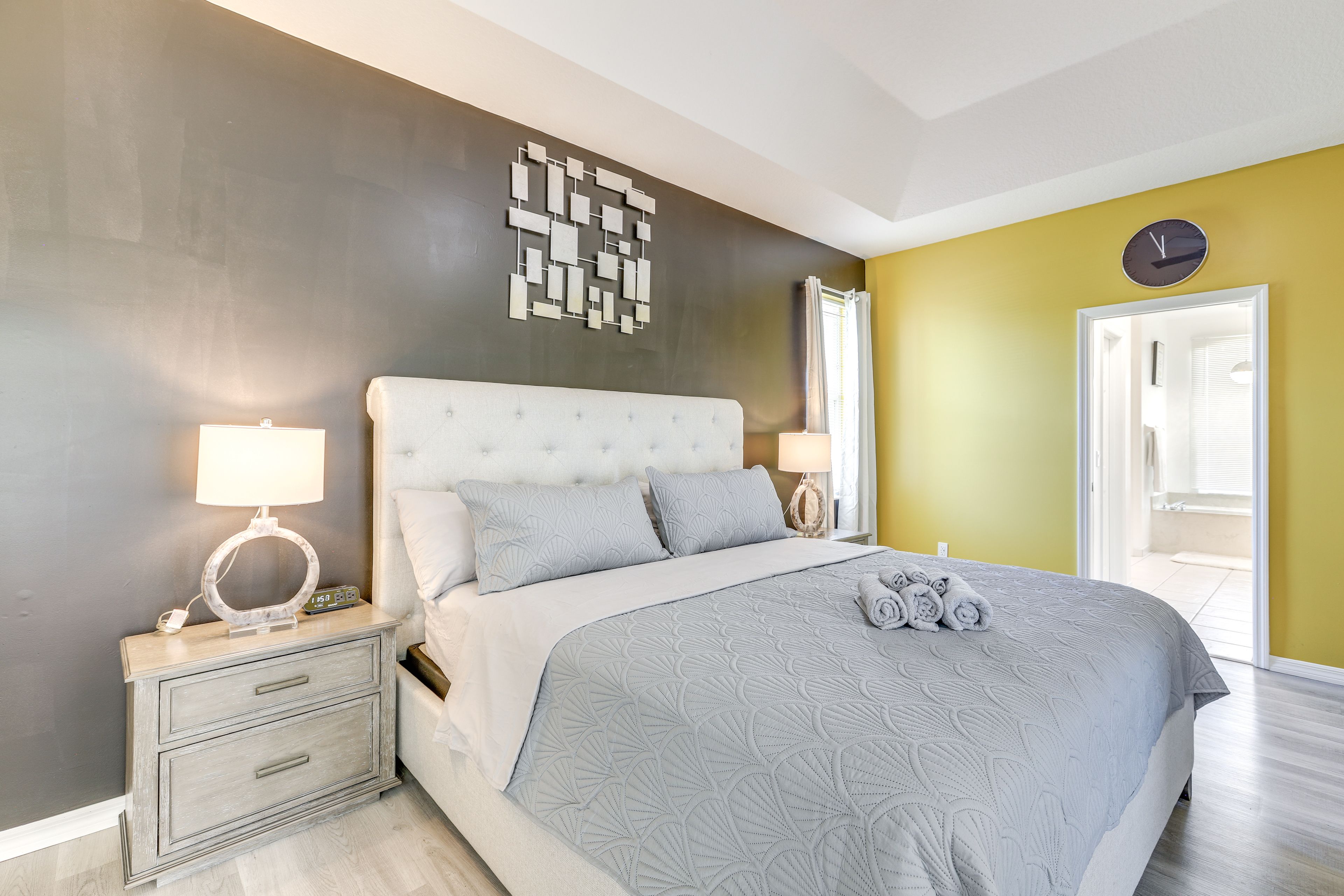 Bedroom 1 | King Bed | Linens Provided | Smart TV | En-Suite Bathroom