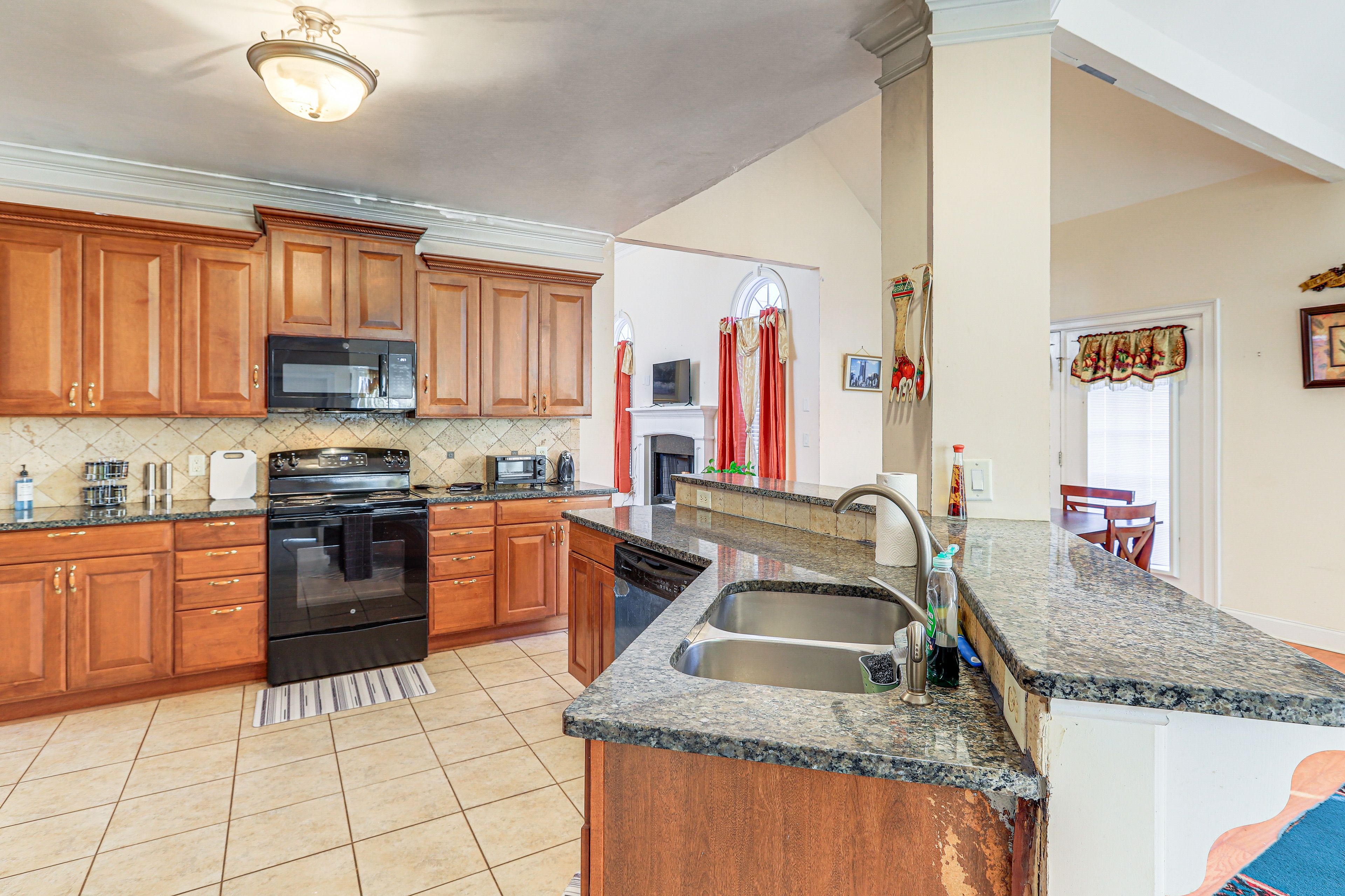 Kitchen | 1st Floor | Cooking Basics | Dishware & Flatware