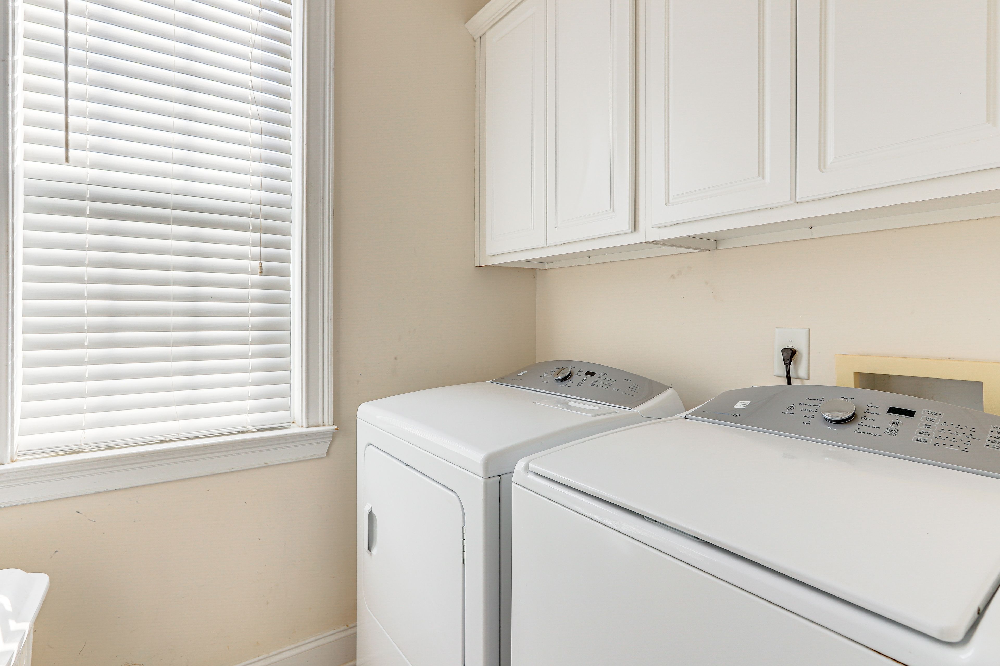 In-Unit Laundry | 1st Floor