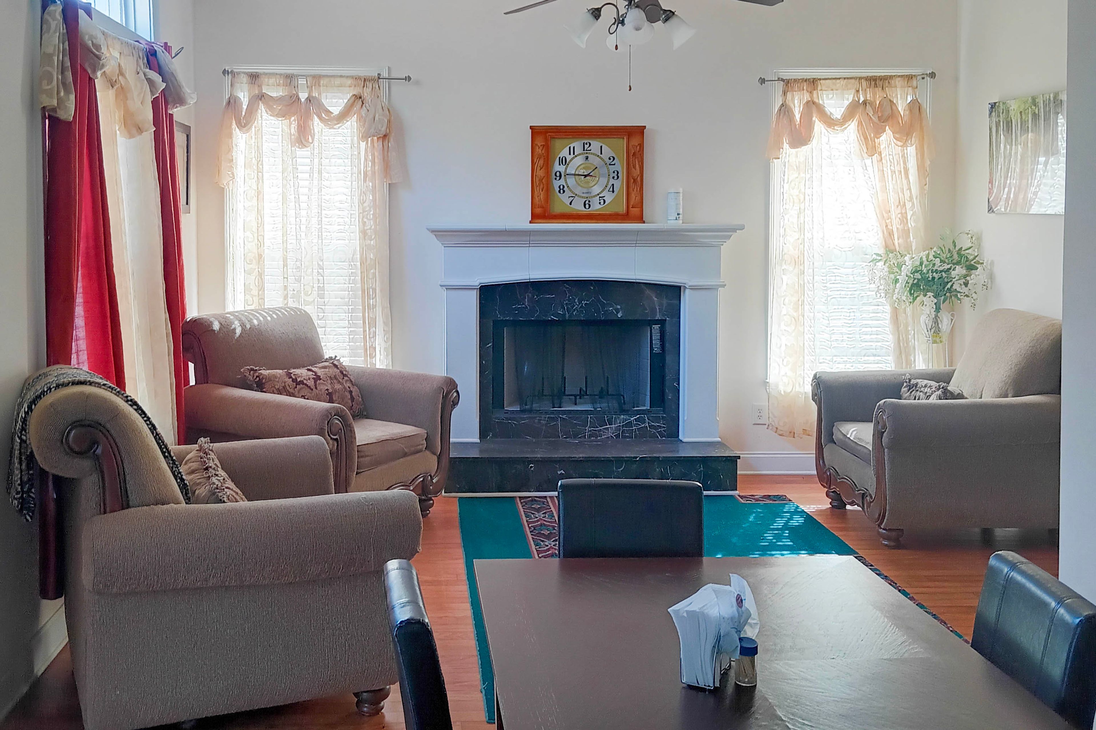 Sitting Room | 1st Floor