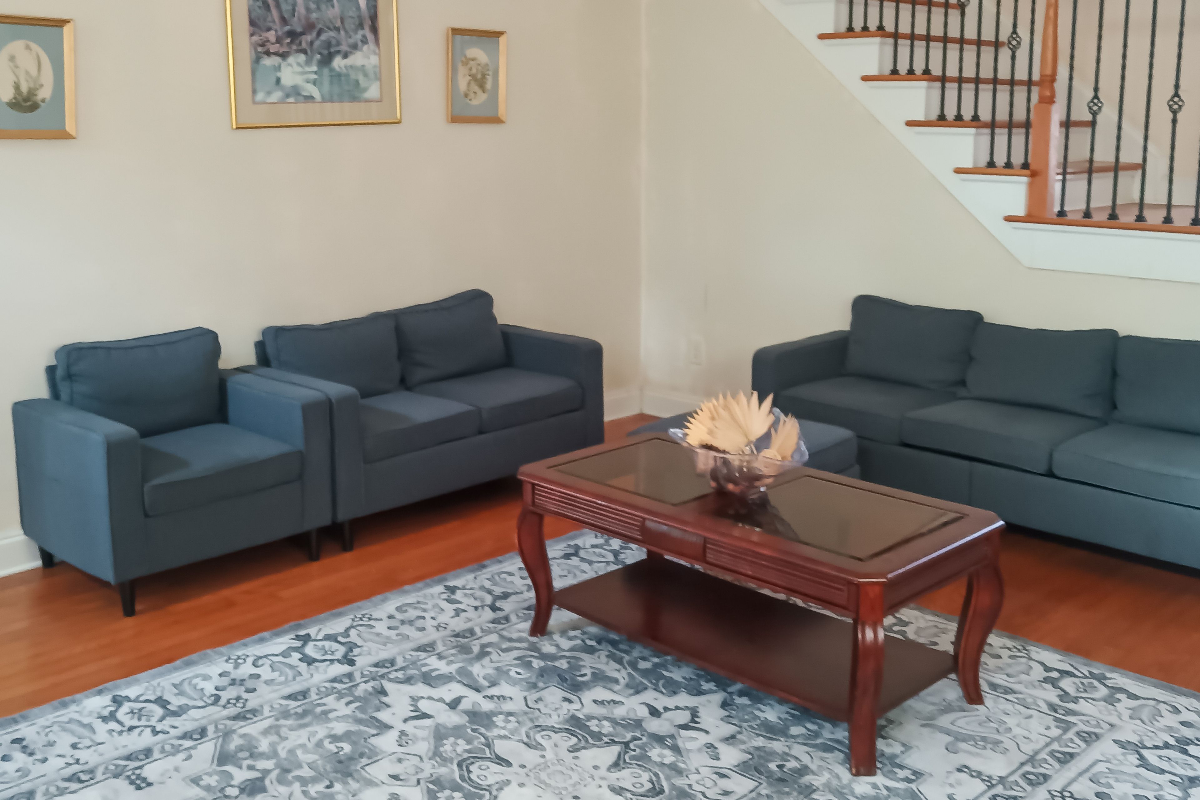 Living Room | 1st Floor | Smart TV | Free WiFi