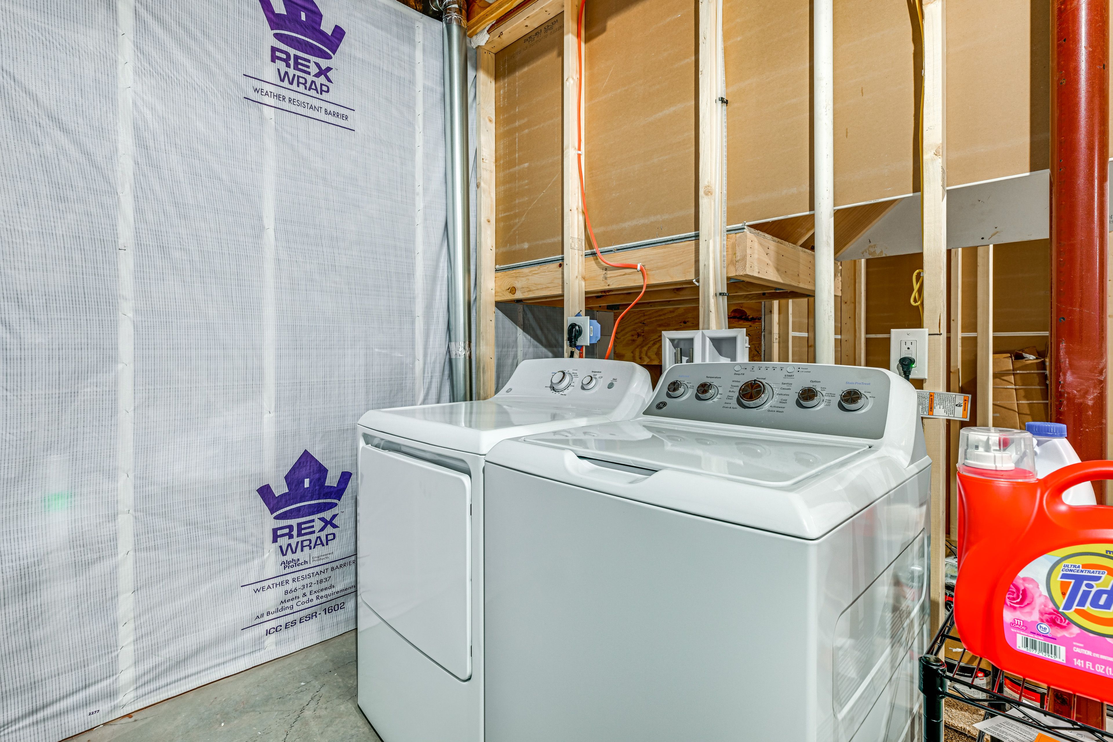 Laundry Area | Lower Level | Washer/Dryer | Hangers | Iron/Board