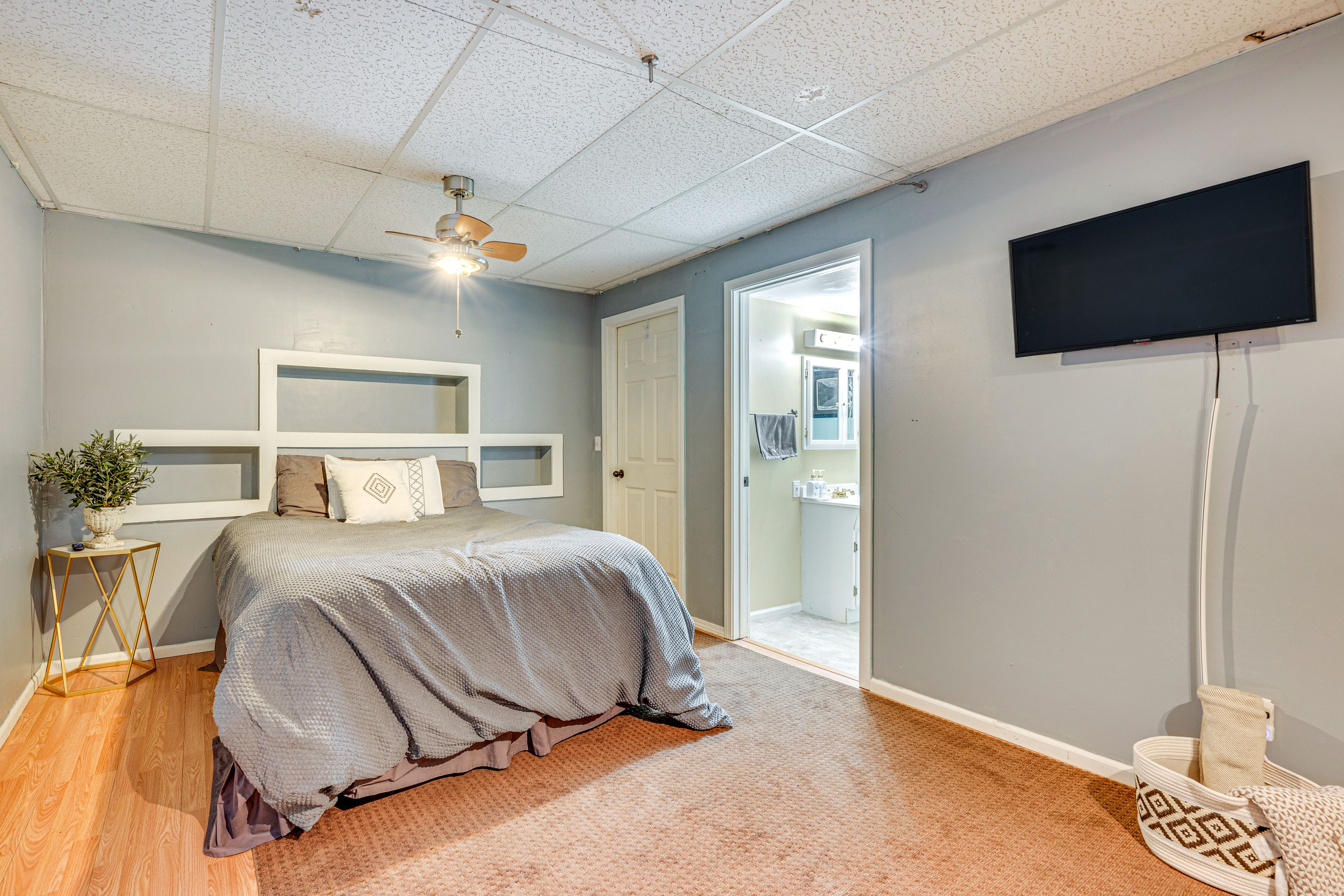 Bedroom 4 | Queen Bed | En-Suite Bathroom | Basement