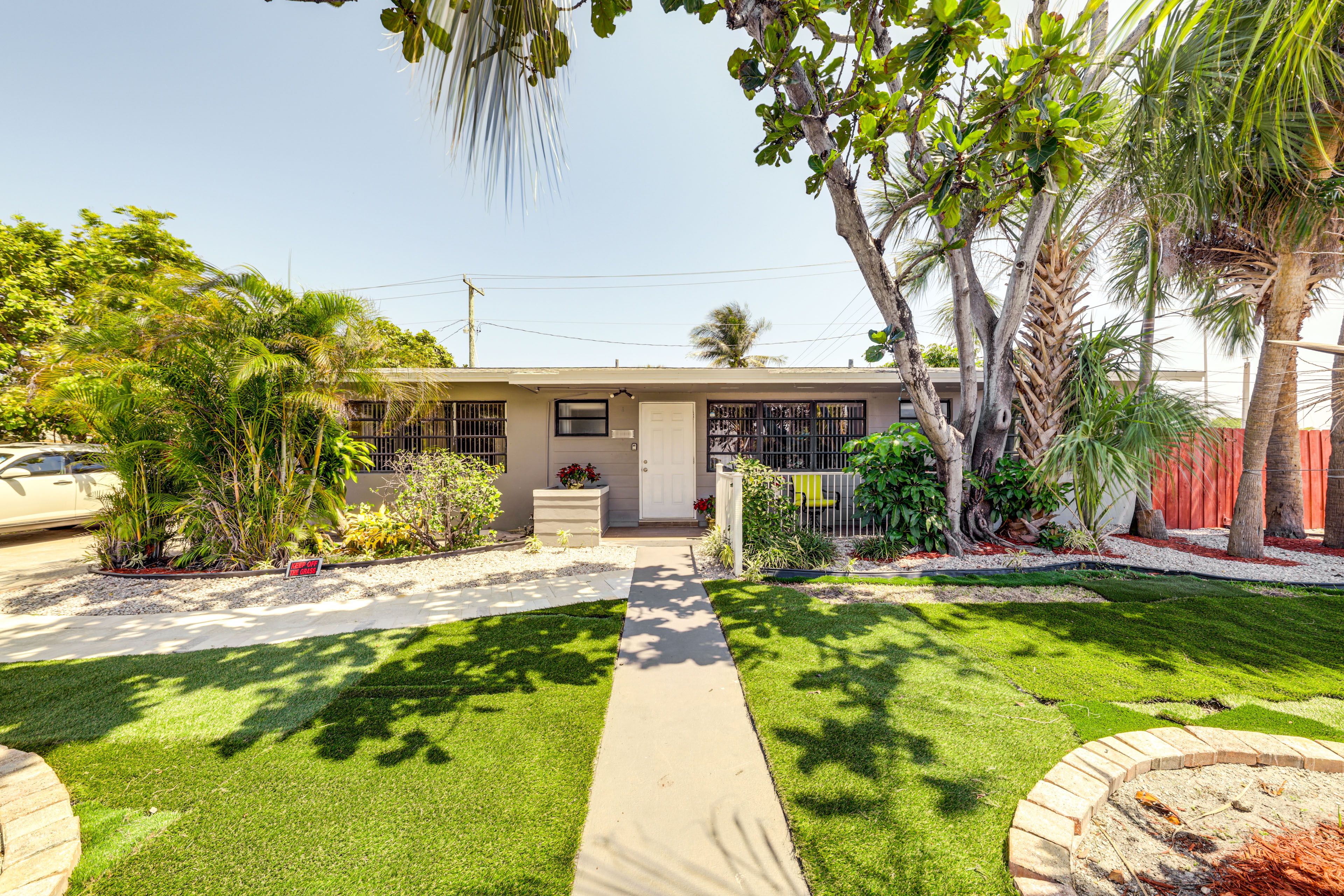 Property Exterior | Single-Story Home