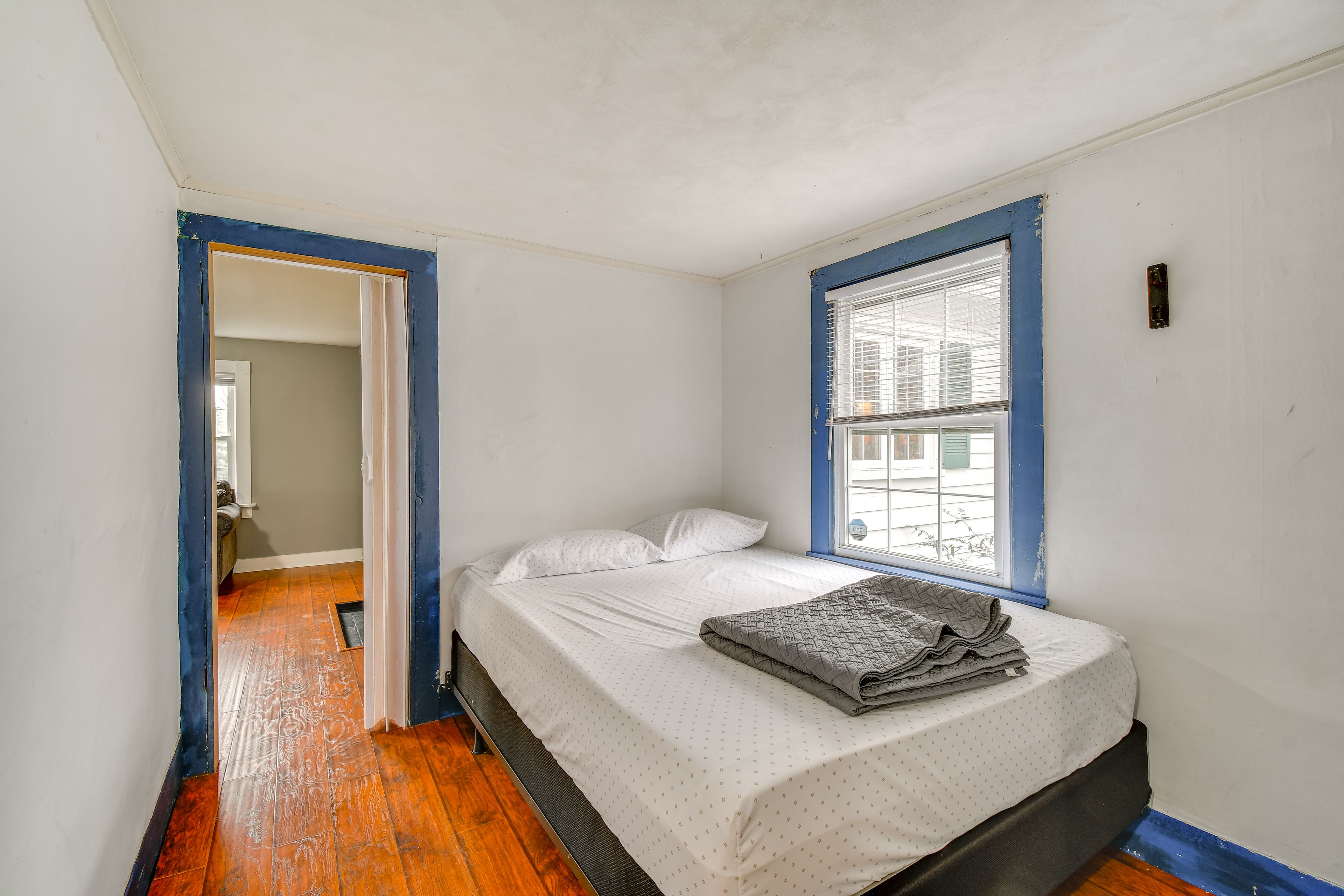 Bedroom 2 (Laundry Room) | Queen Bed | 1st Floor