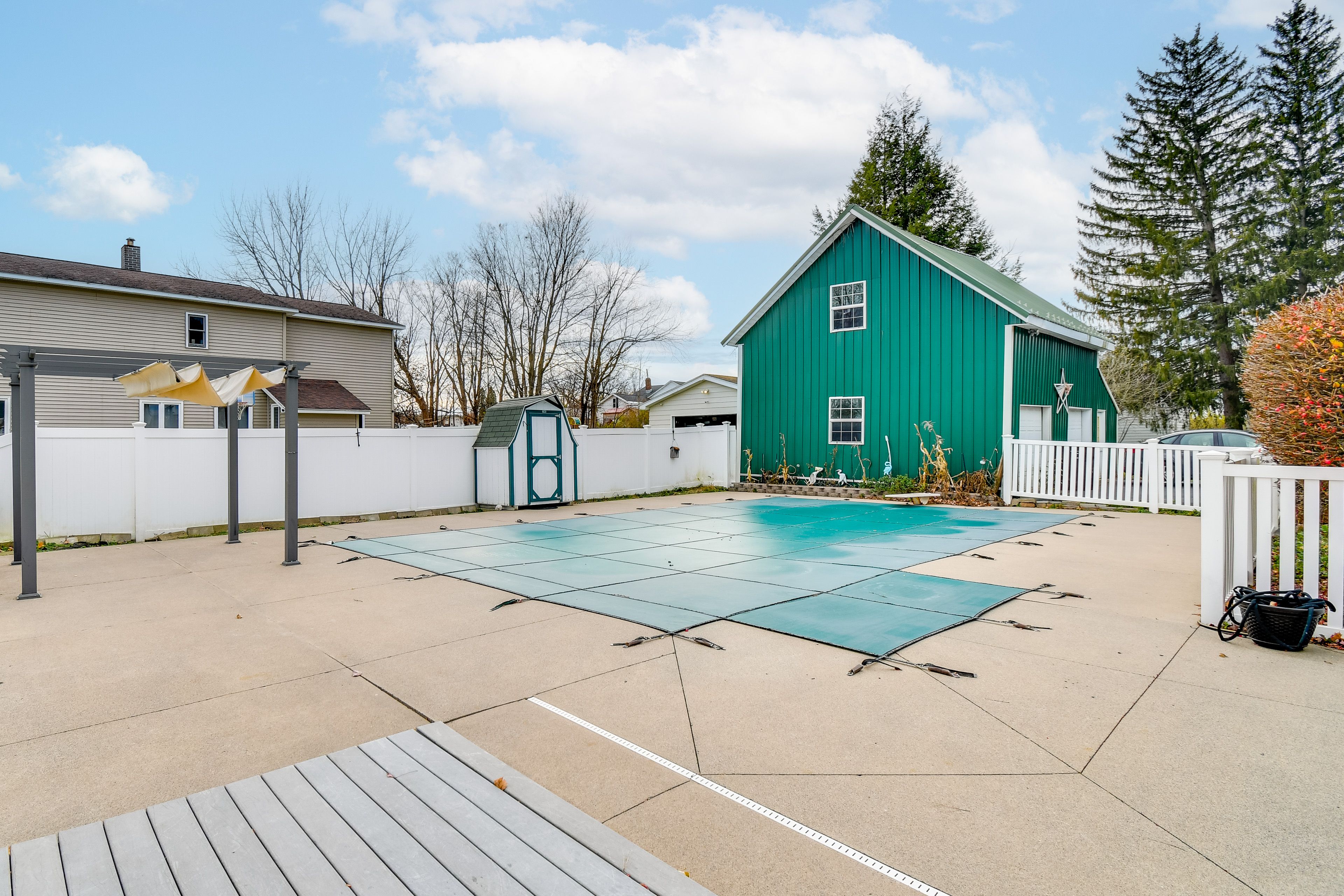 Private Seasonal Pool | Gas Grill