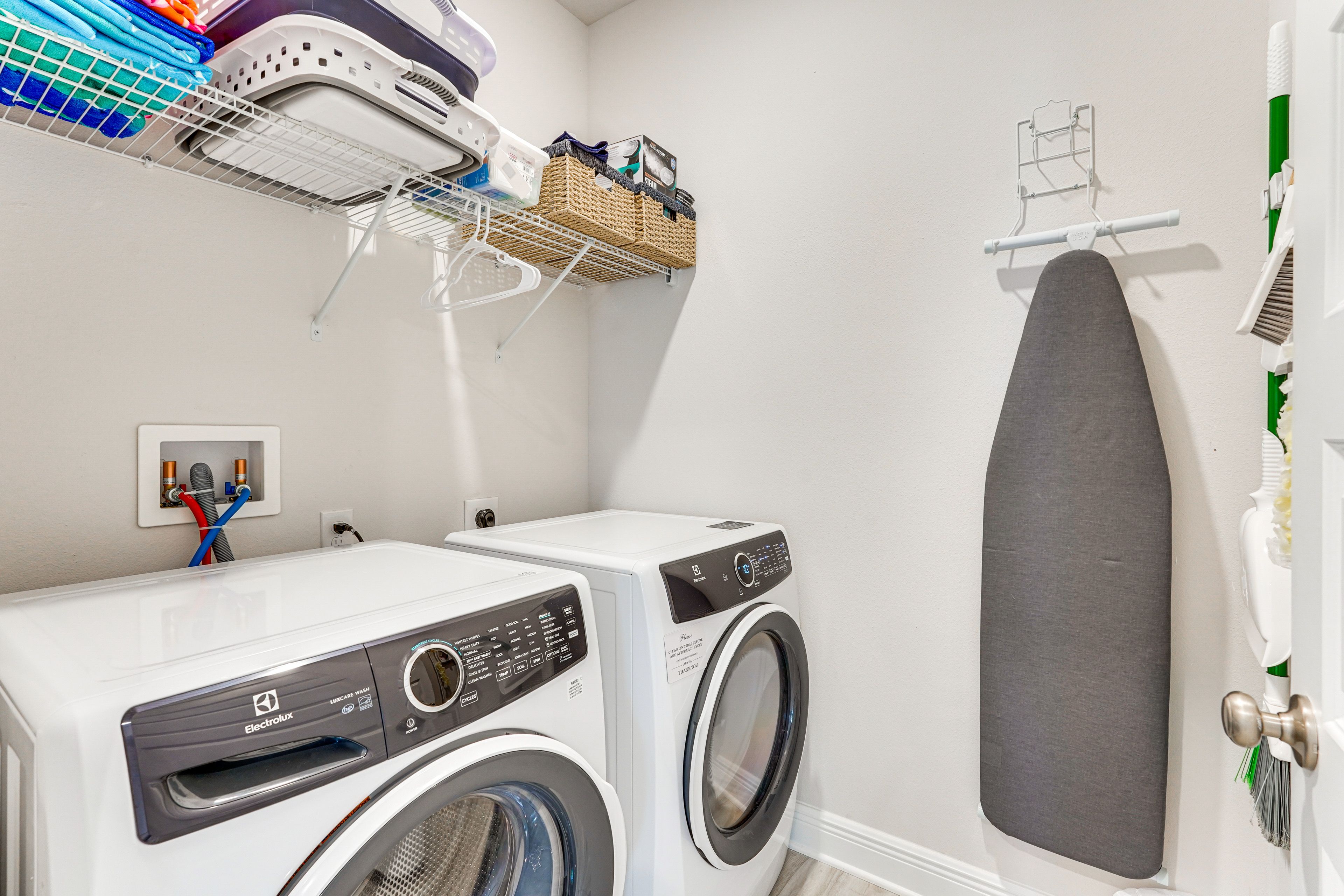 Laundry Room | Washer & Dryer