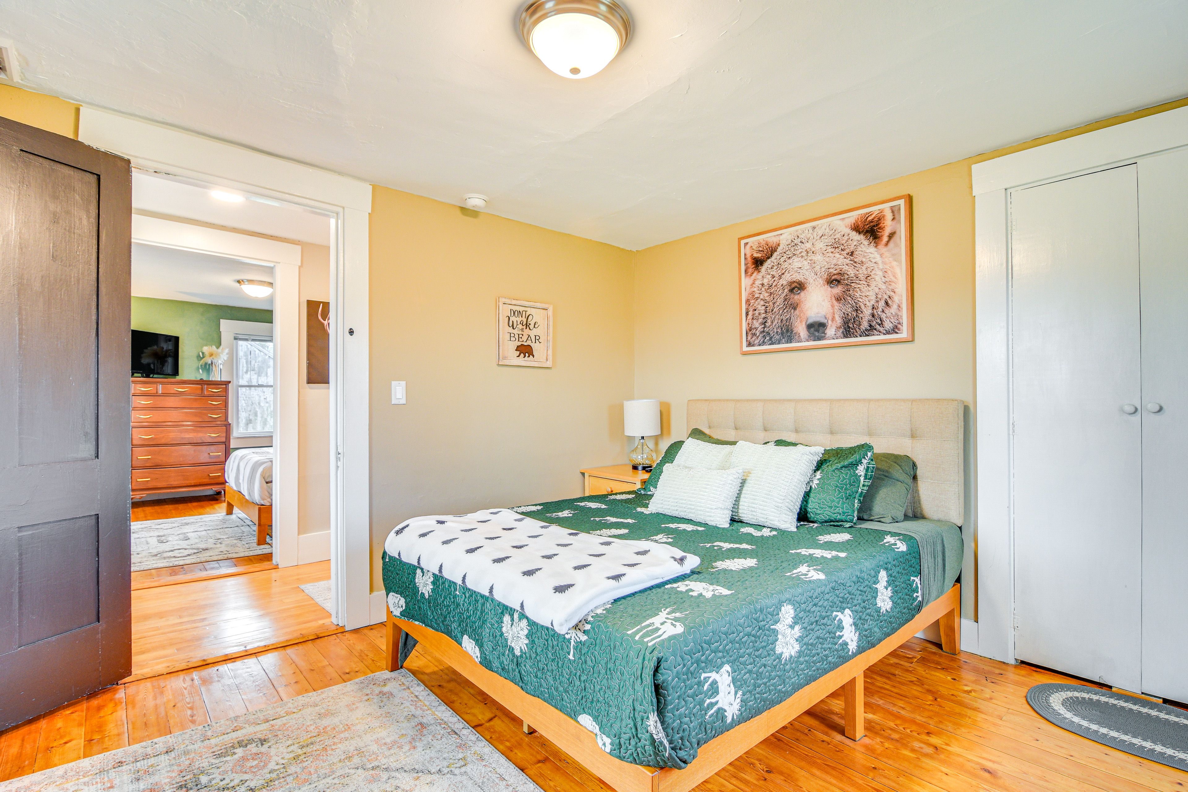 Bedroom 2 | Queen Bed | Linens Provided | 2nd Floor