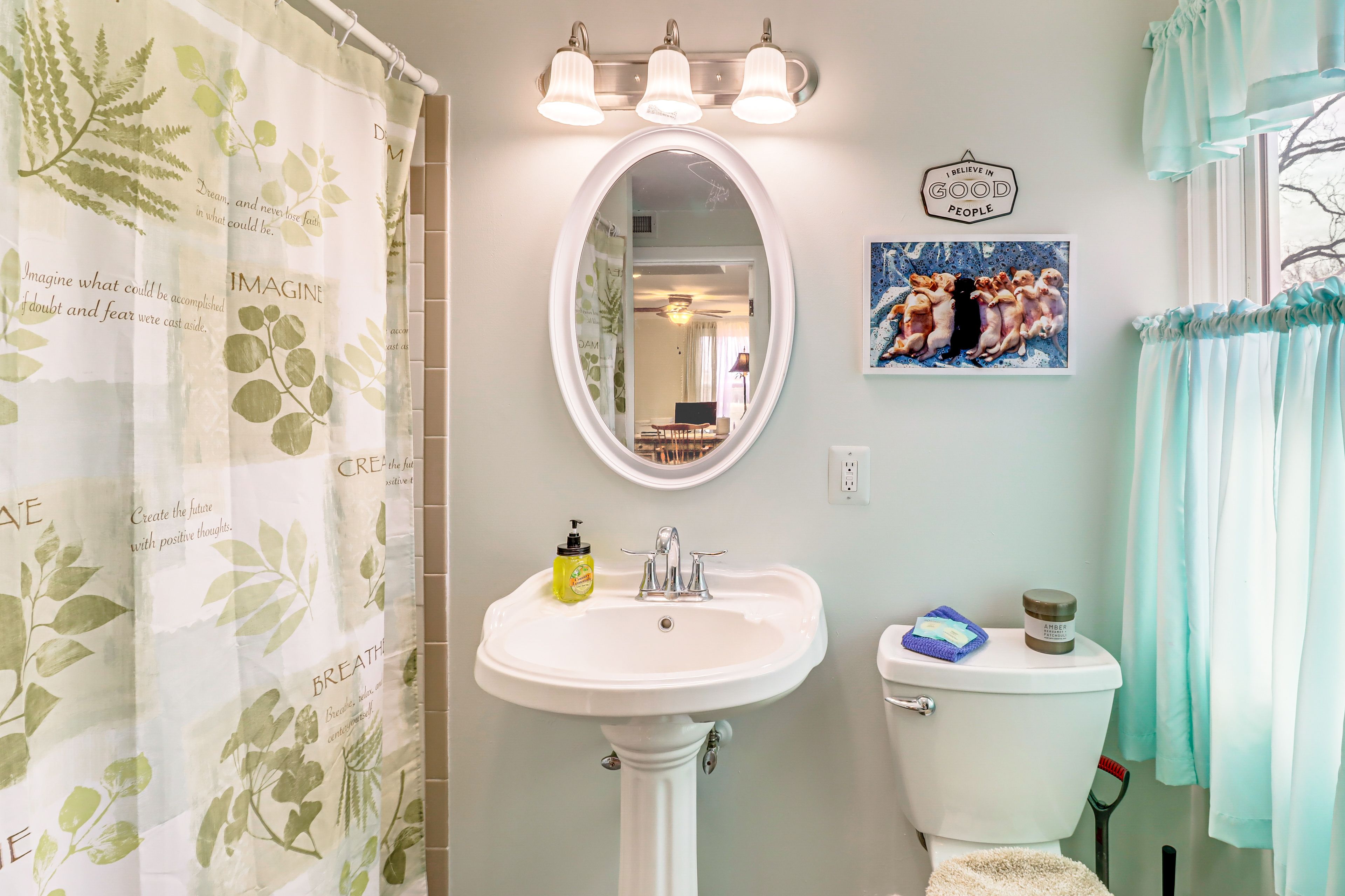 Full Bathroom | 1st Floor