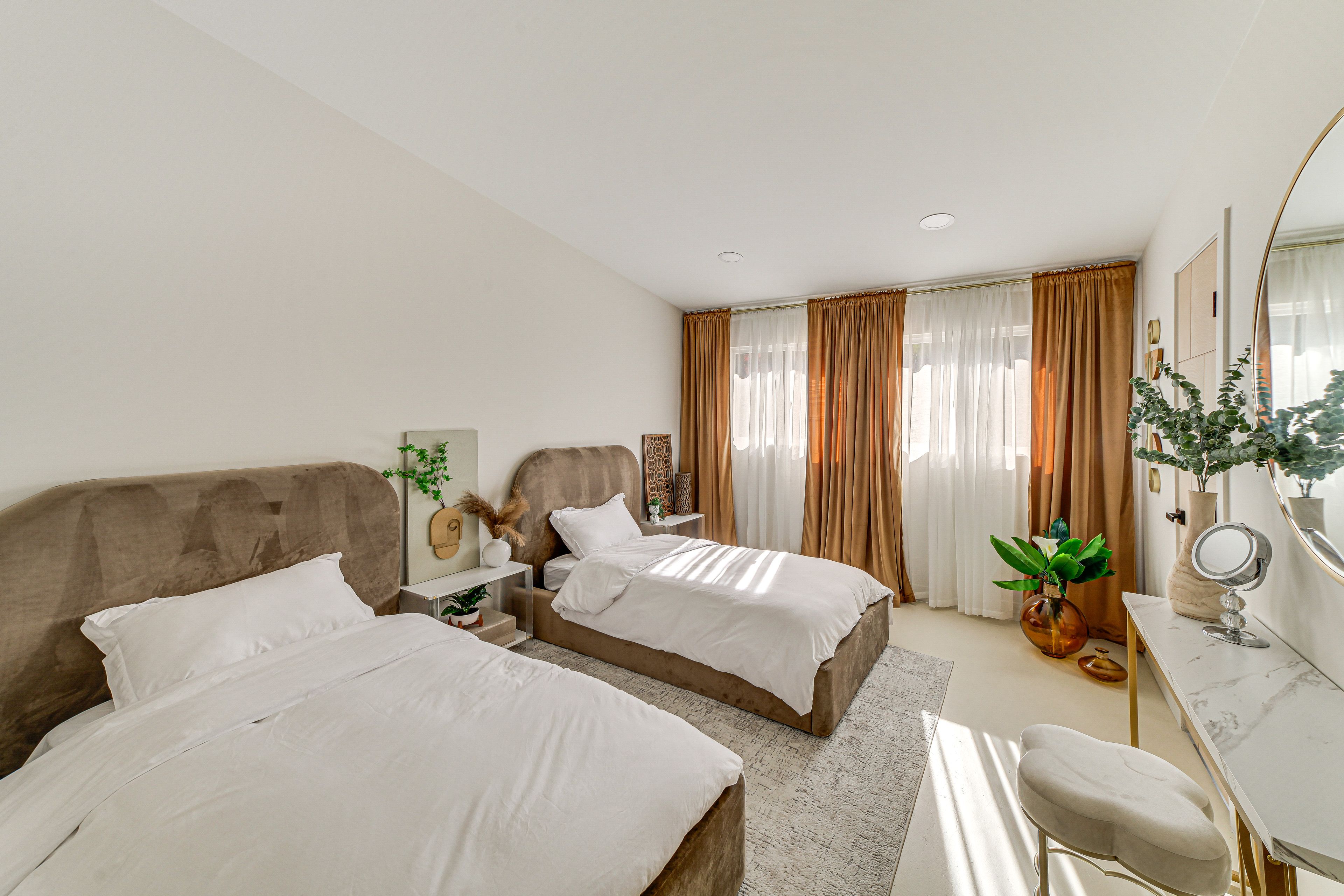 Bedroom 4 | 2 Twin Beds