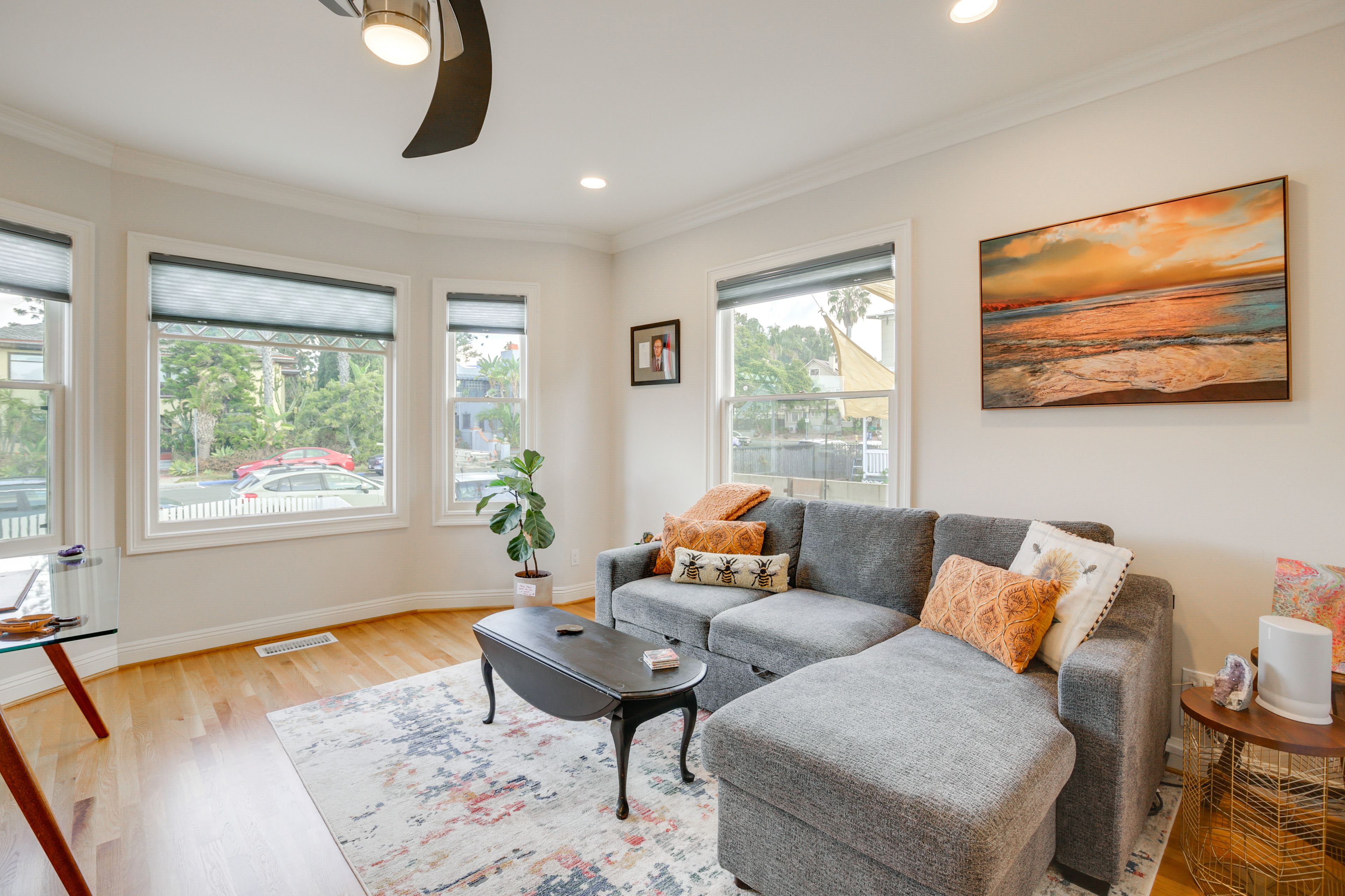 Living Room | Queen Sleeper Sofa