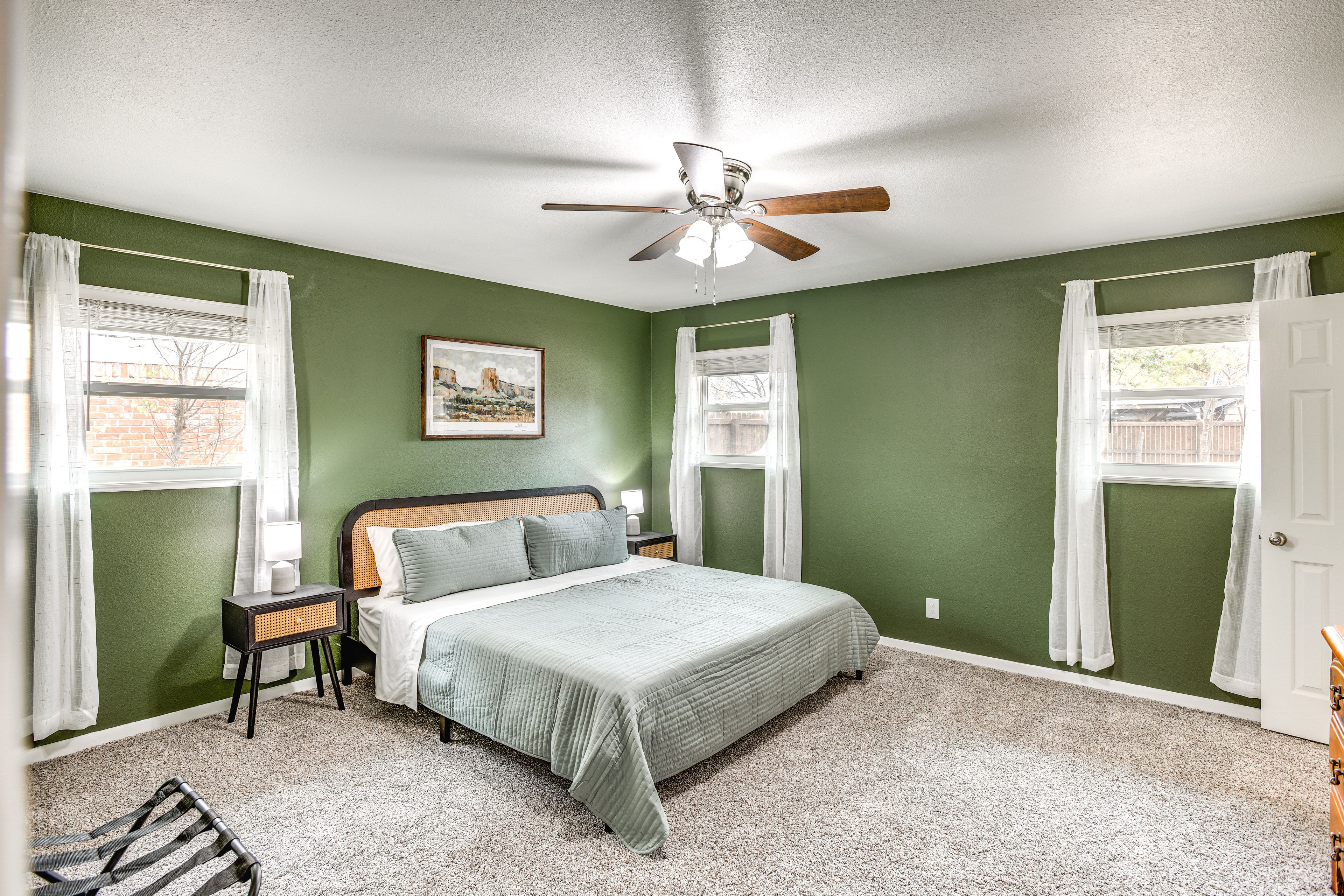 Interior | Central Heating & A/C | Free WiFi