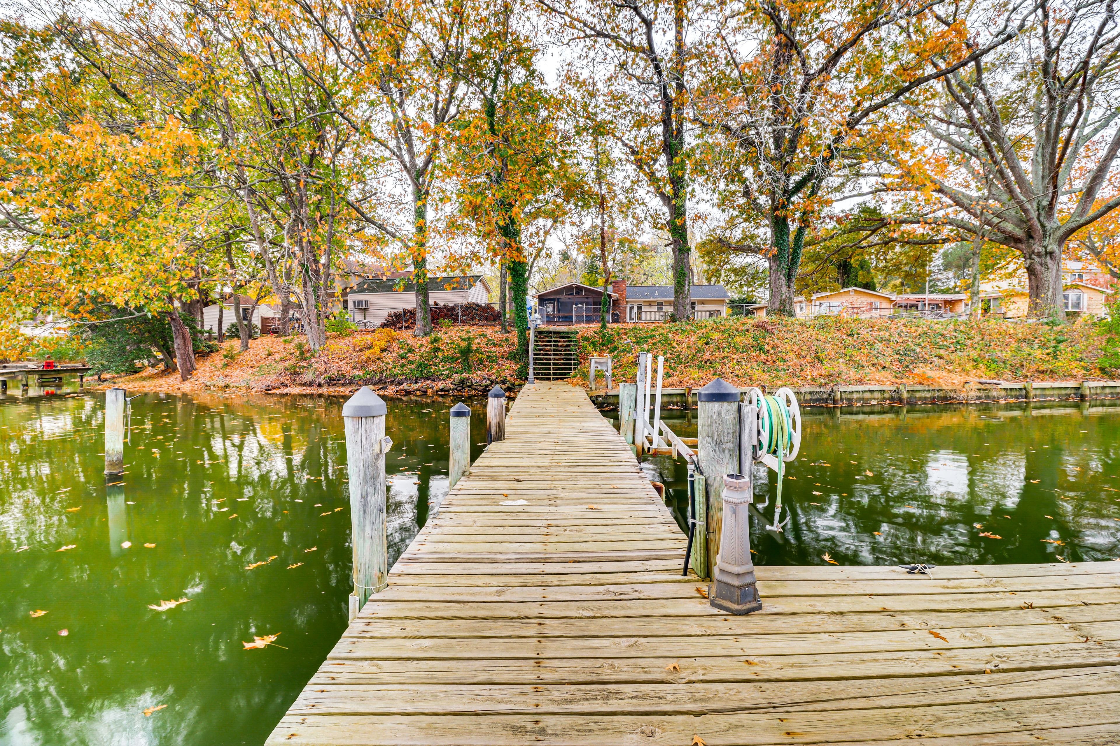 Dock