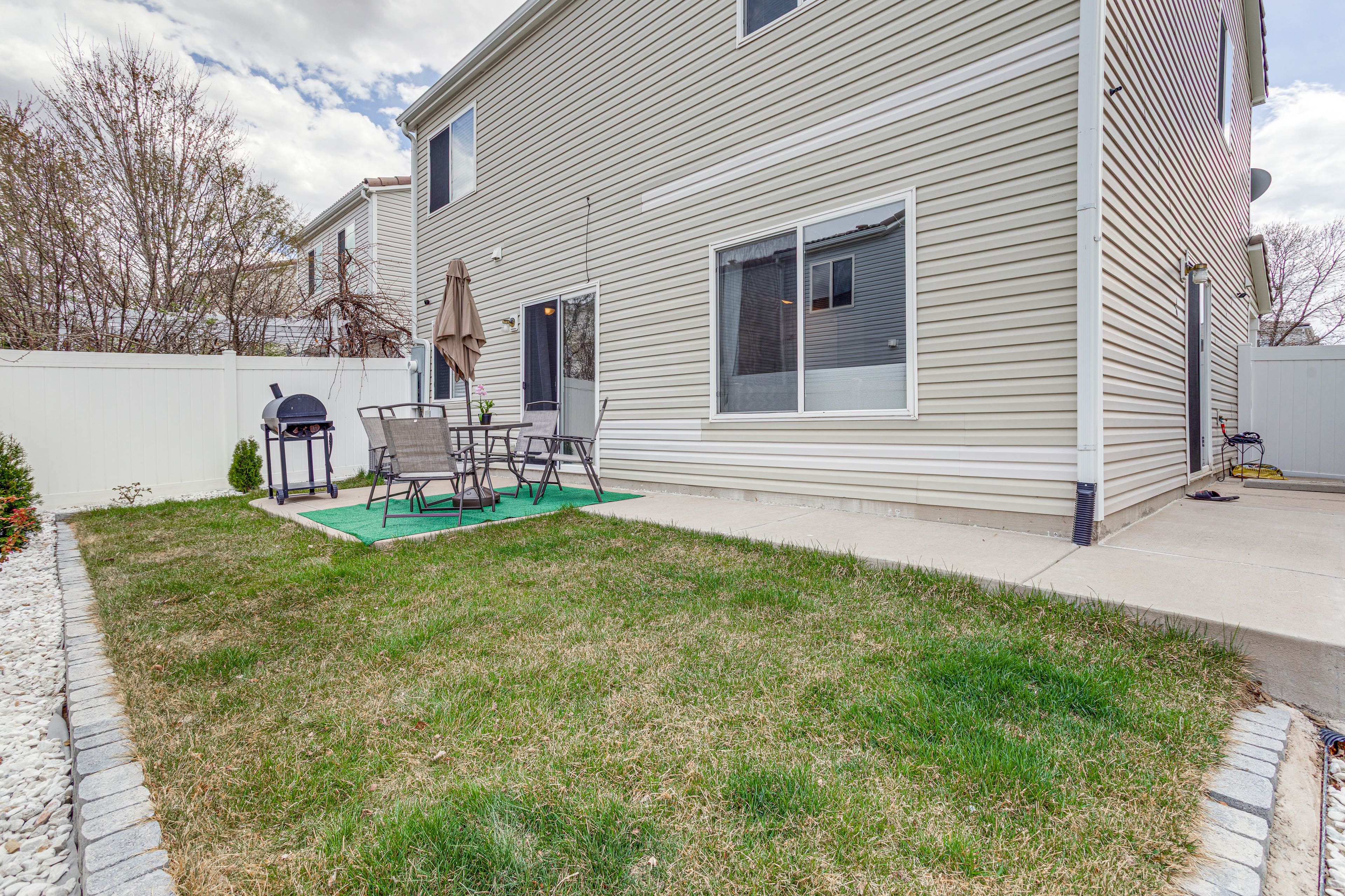 Fenced-In Yard | Dining Table | Grill