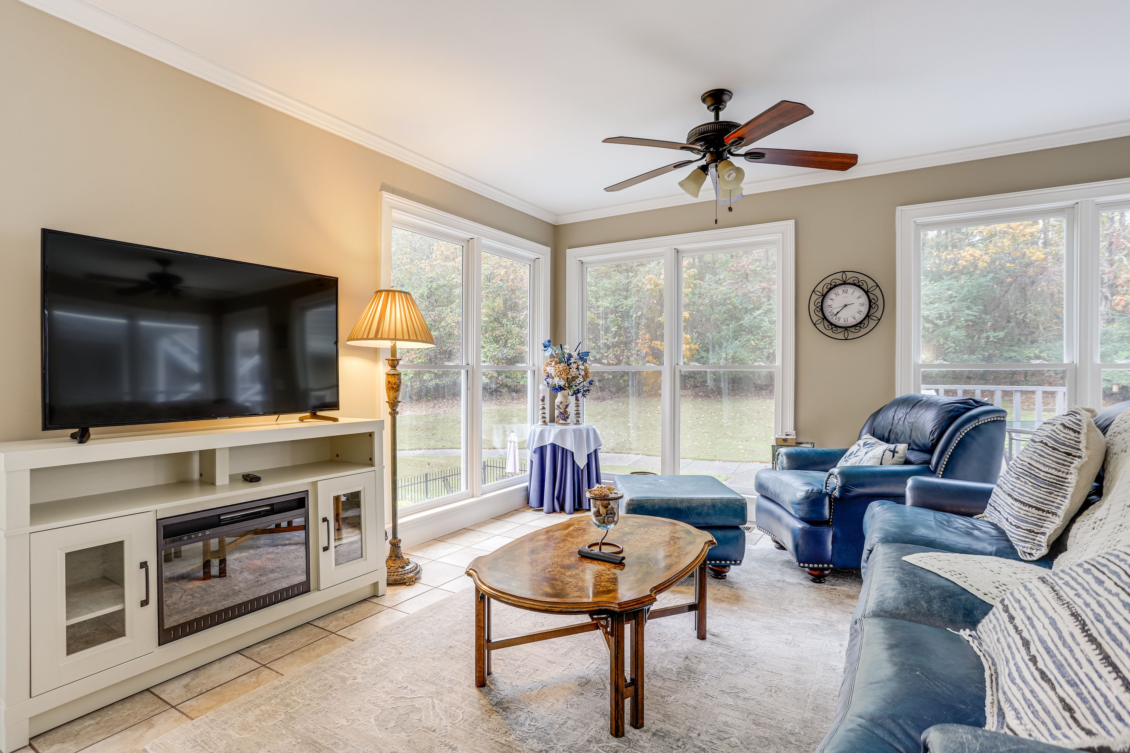Living Room | Single-Story Property | Smart TV | Electric Fireplace