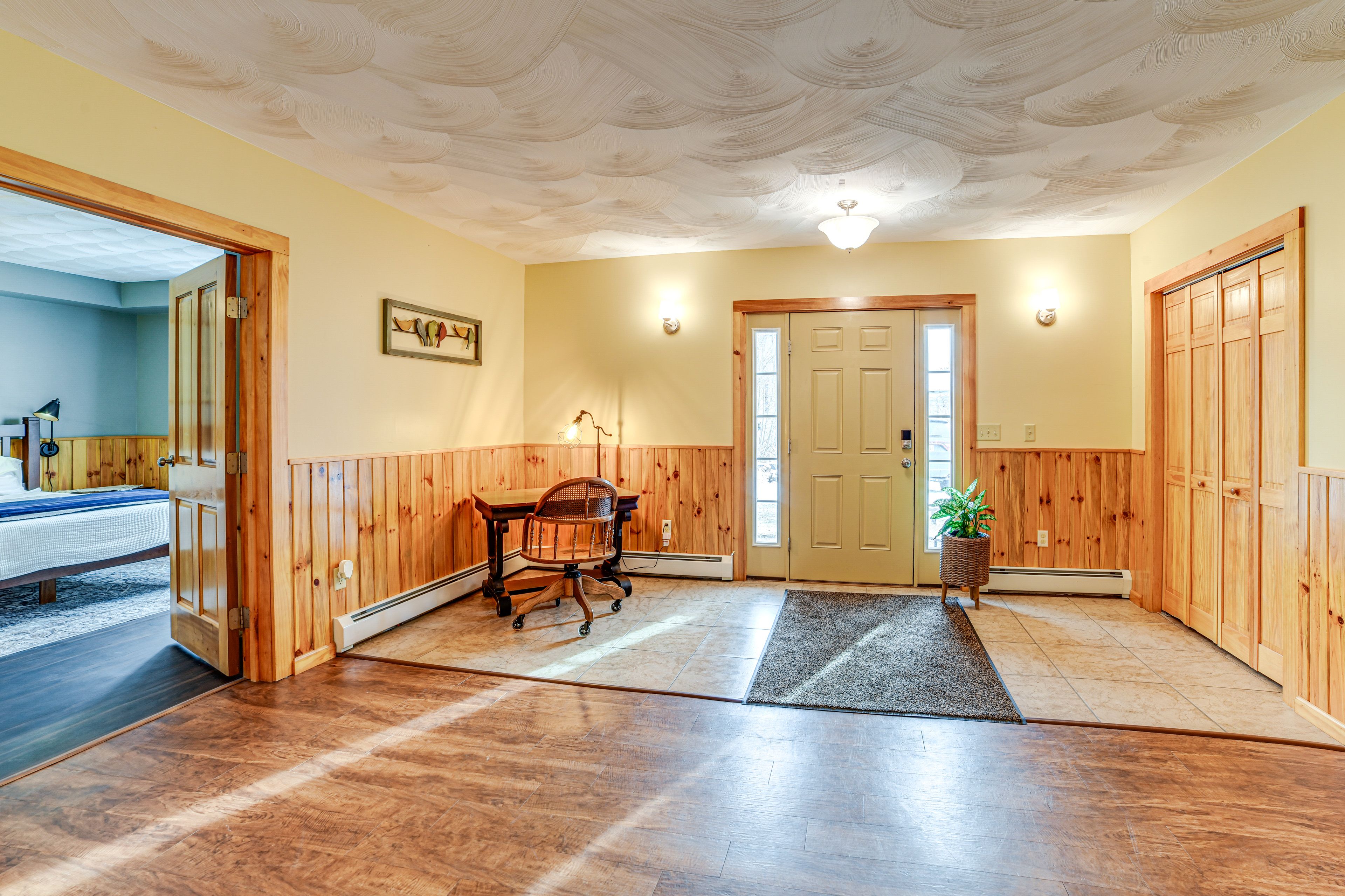 Entryway | Office Space | 1st Floor