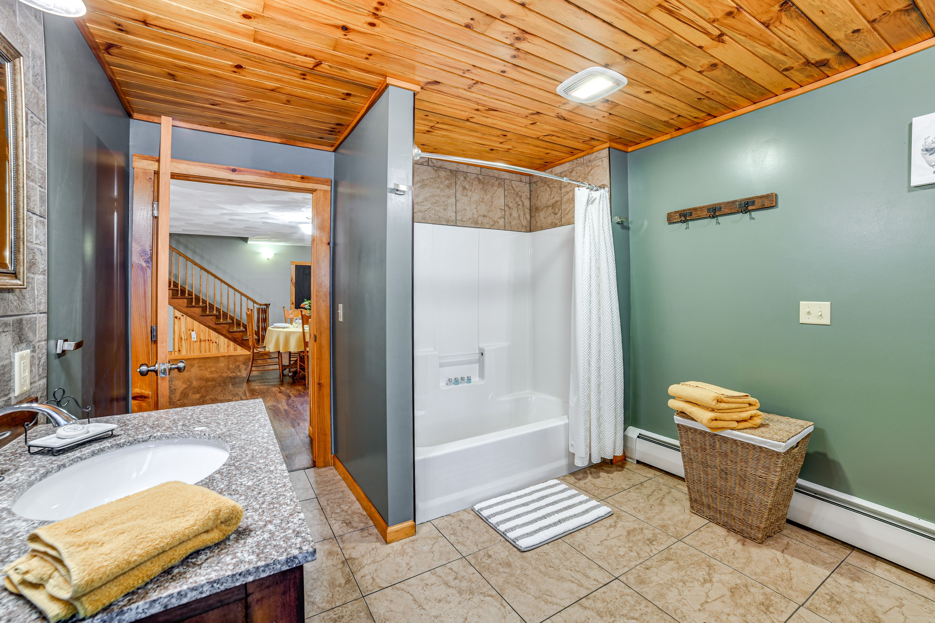 Full Bathroom | Towels Provided | Washer & Dryer | 1st Floor
