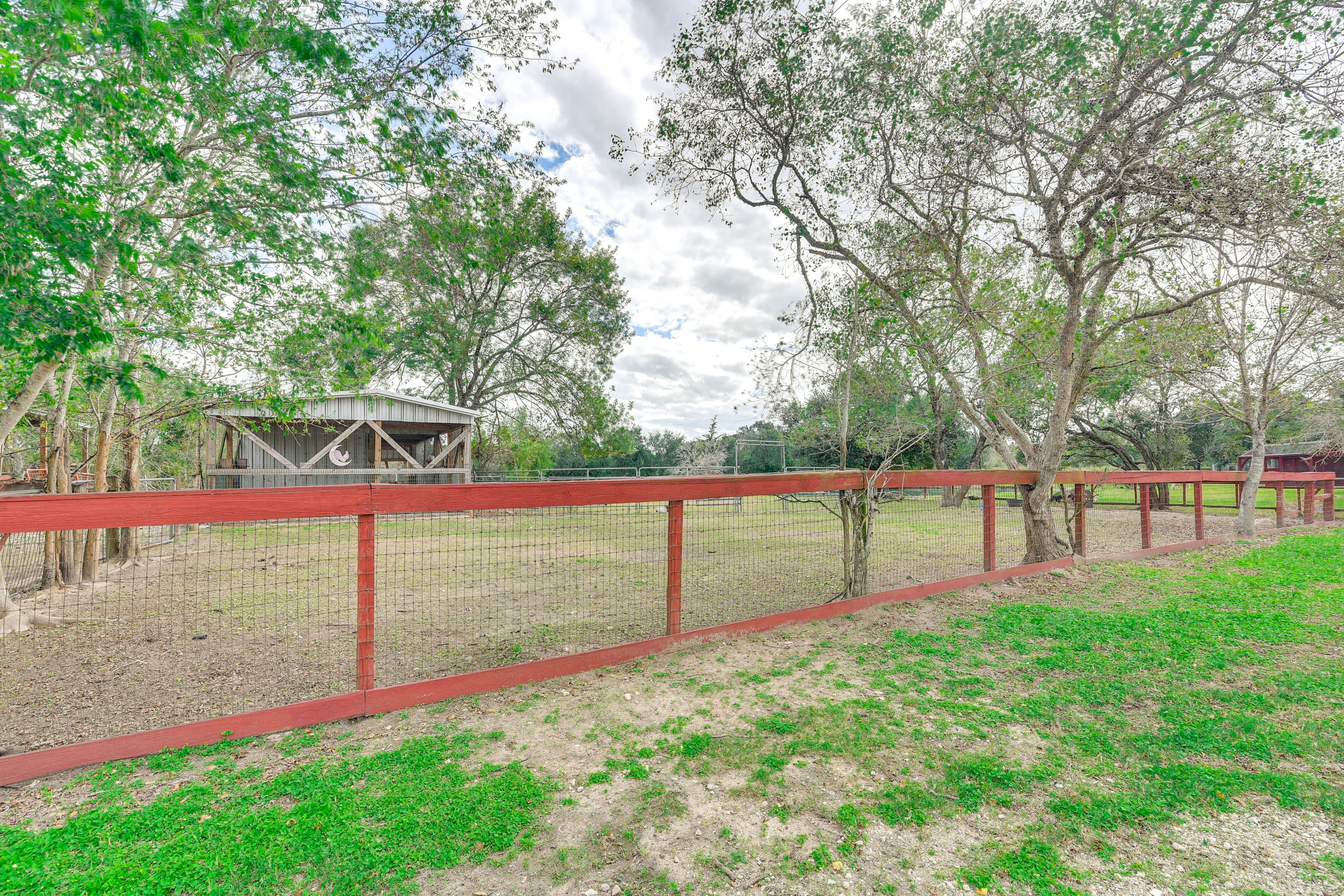 House Exterior | Farm Animal Viewings