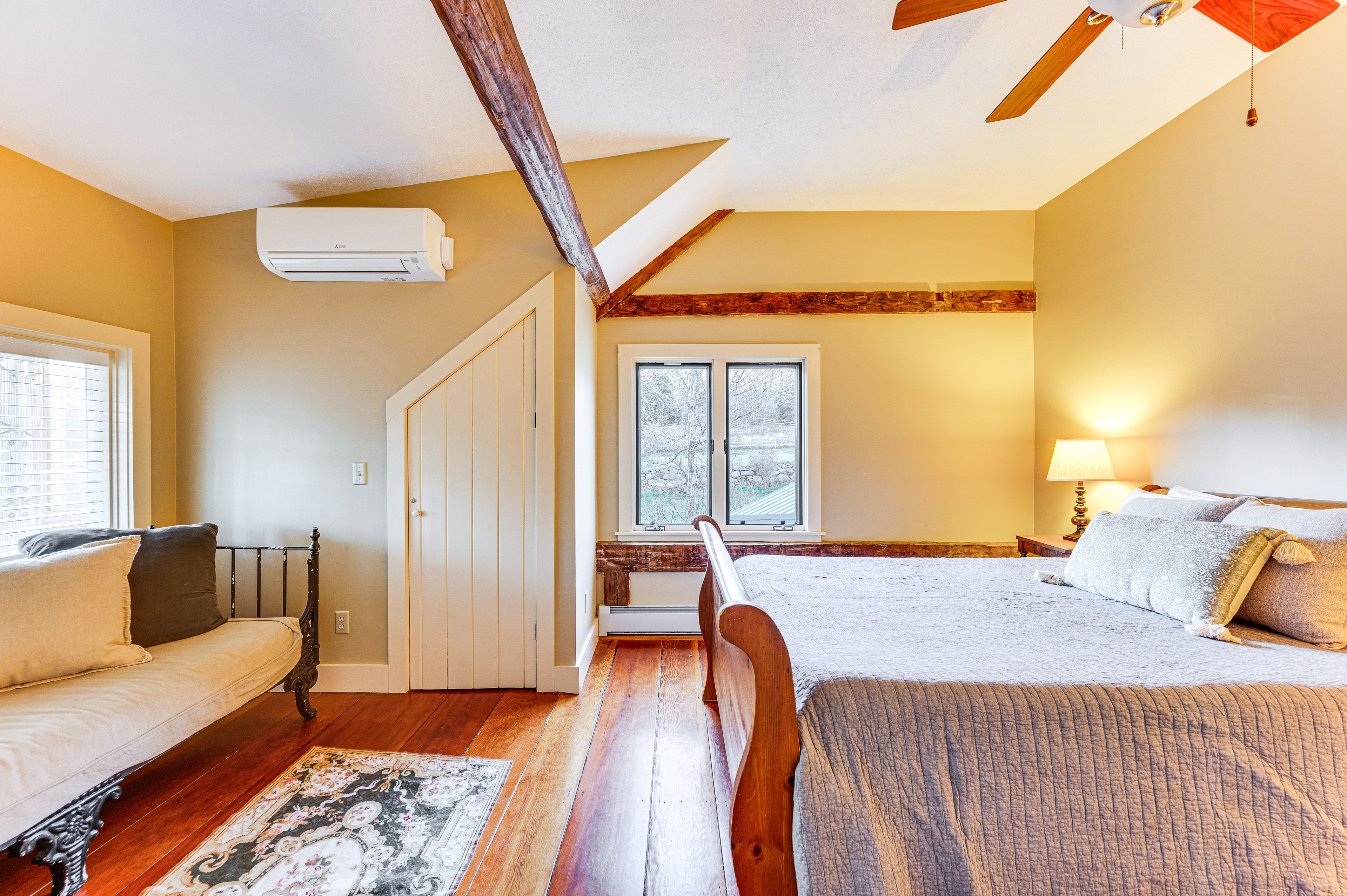 Bedroom 4 | Queen Bed | 2nd Floor