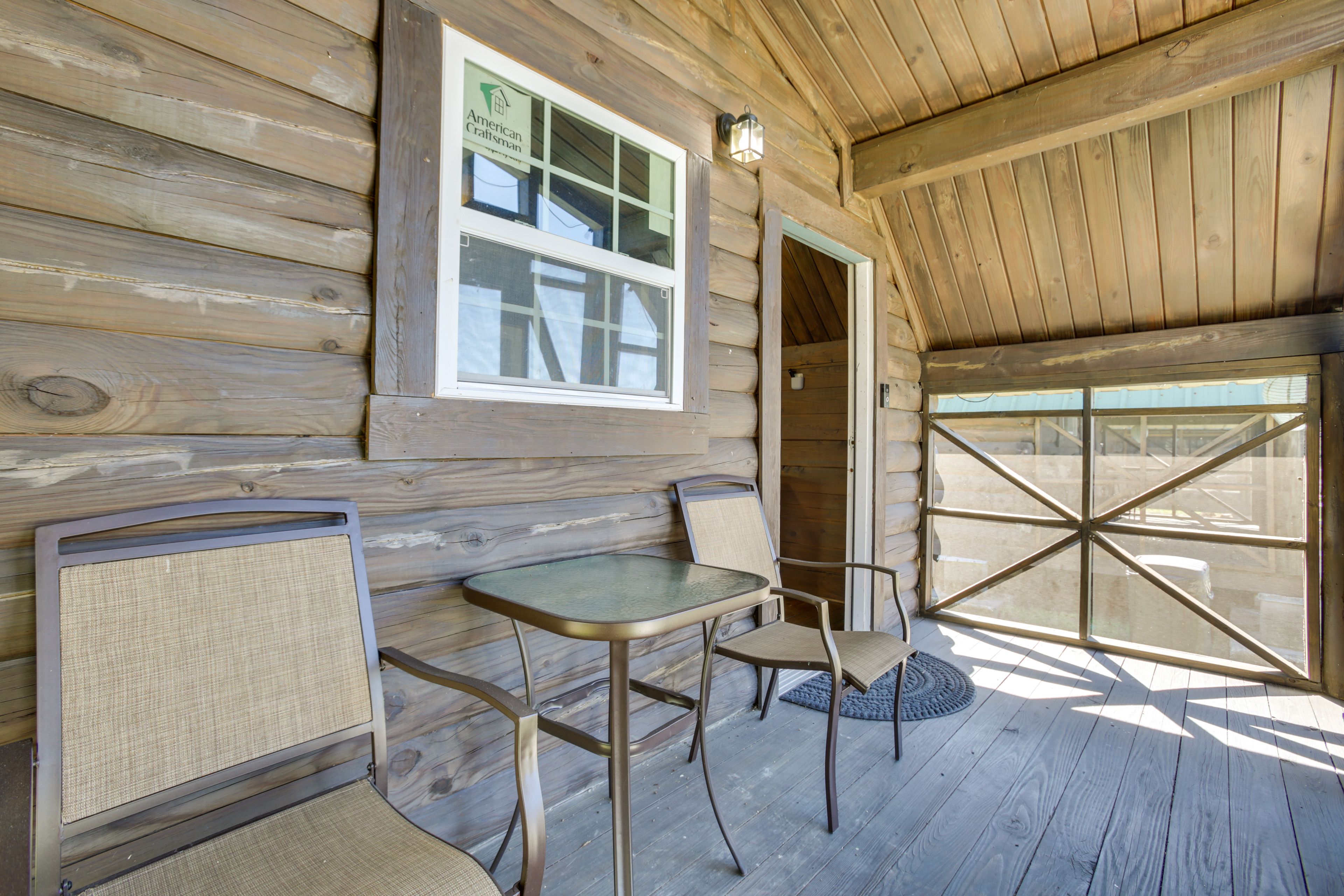 Screened Porch | Single-Story Studio Cabin