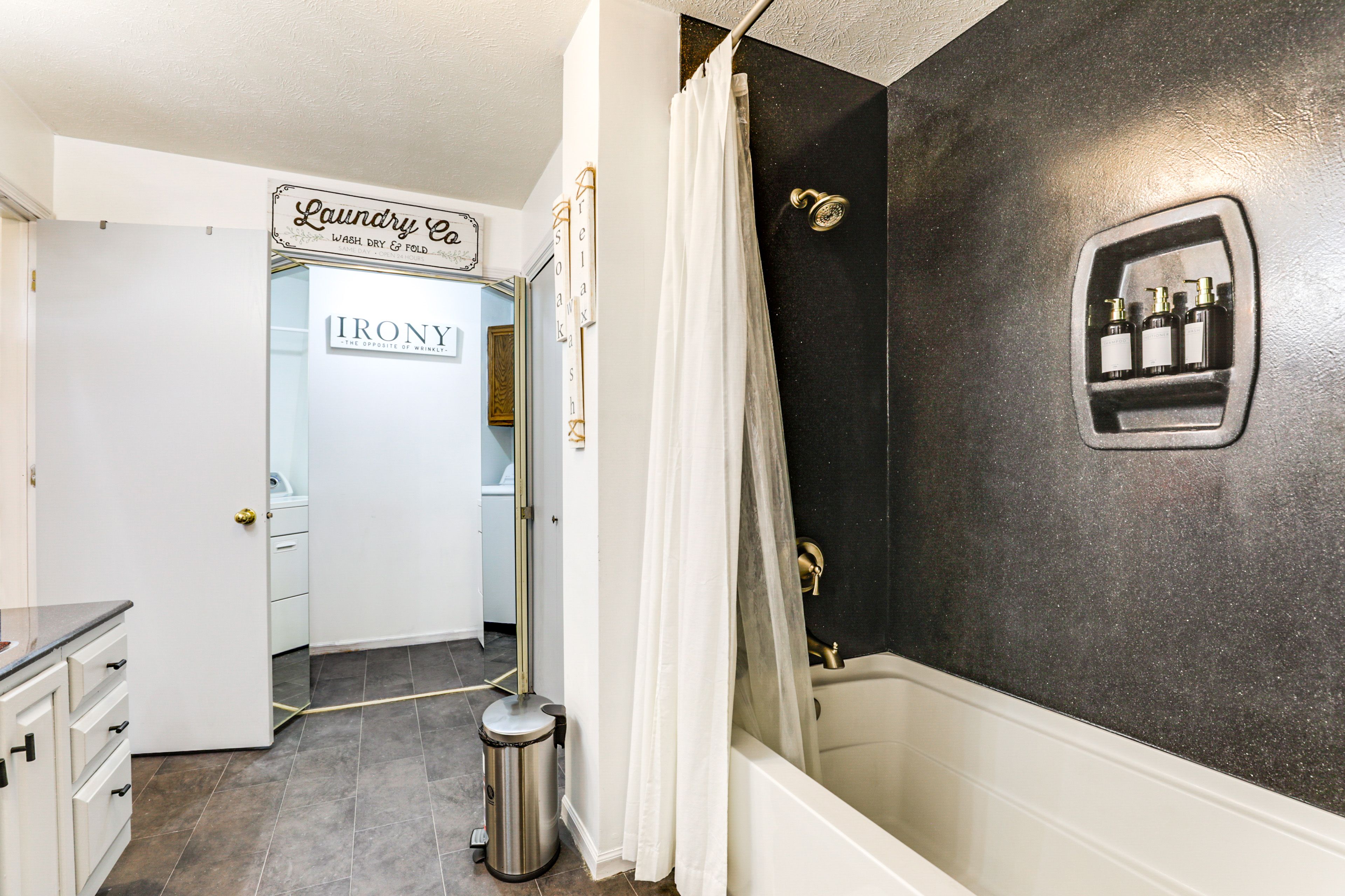 Full Bathroom | 1st Floor | In-Unit Laundry