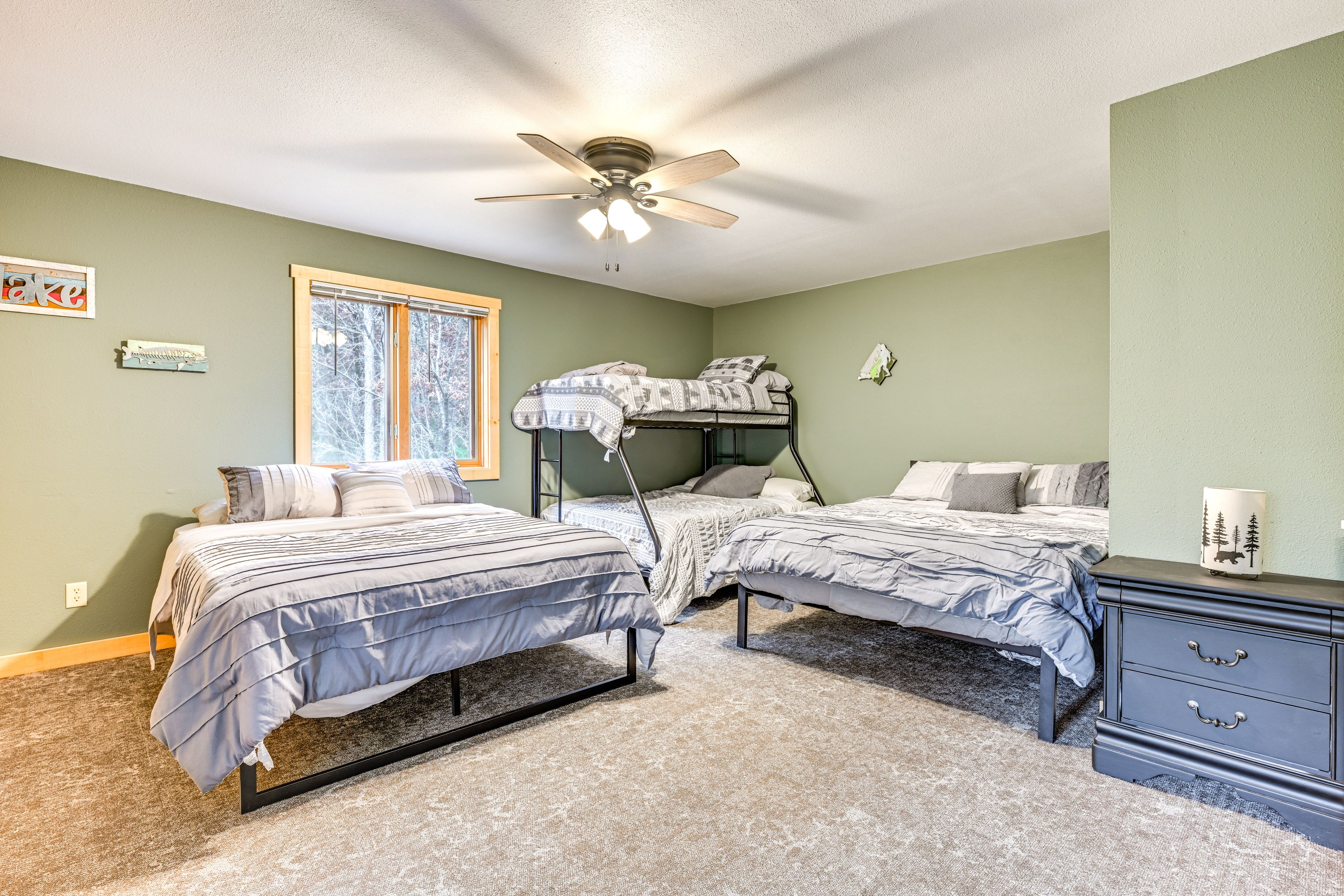 Bedroom 4 | Upper Level | 2 Queen Beds | Twin/Full Bunk Bed