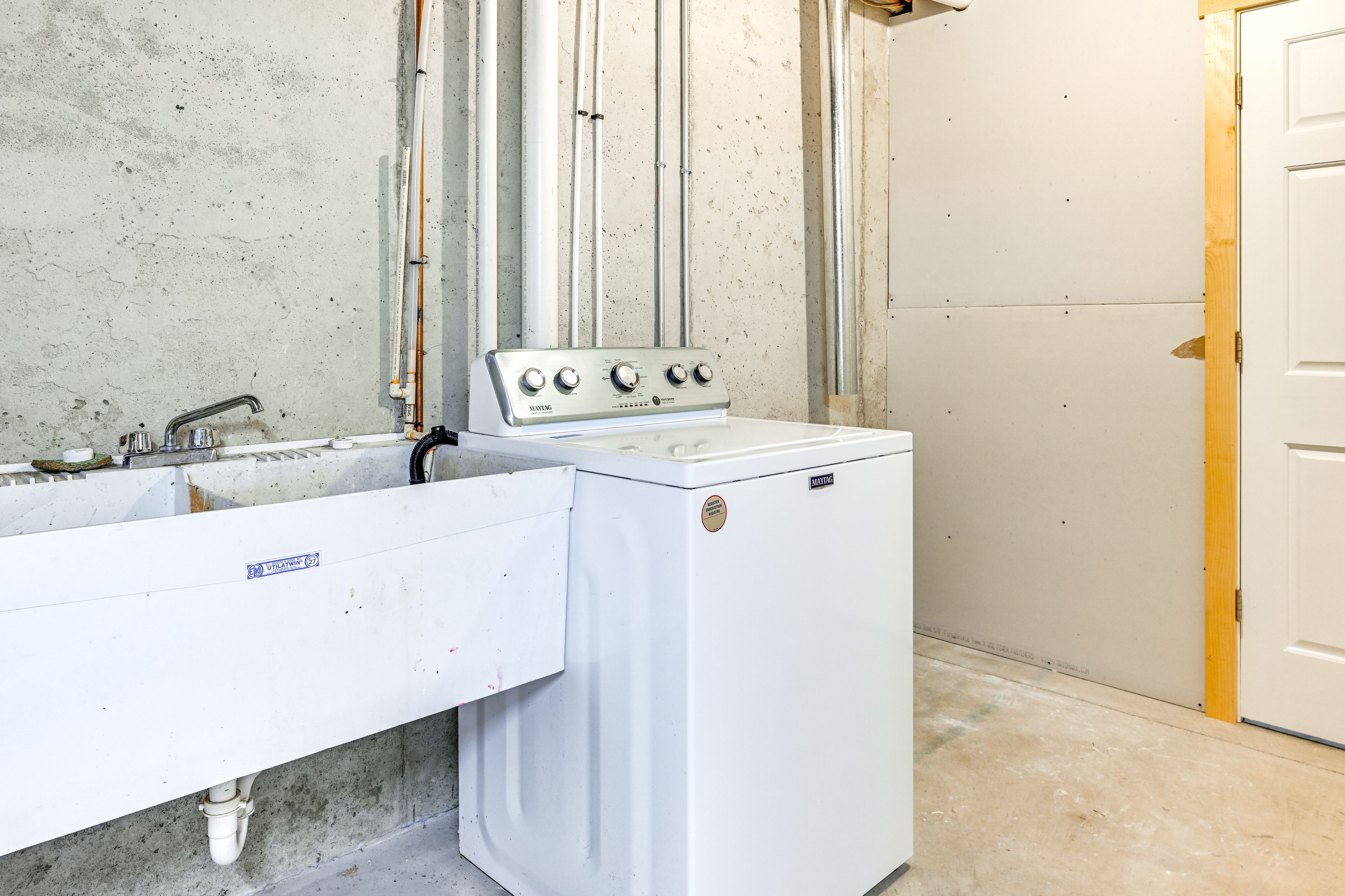 Washer | Lower Level