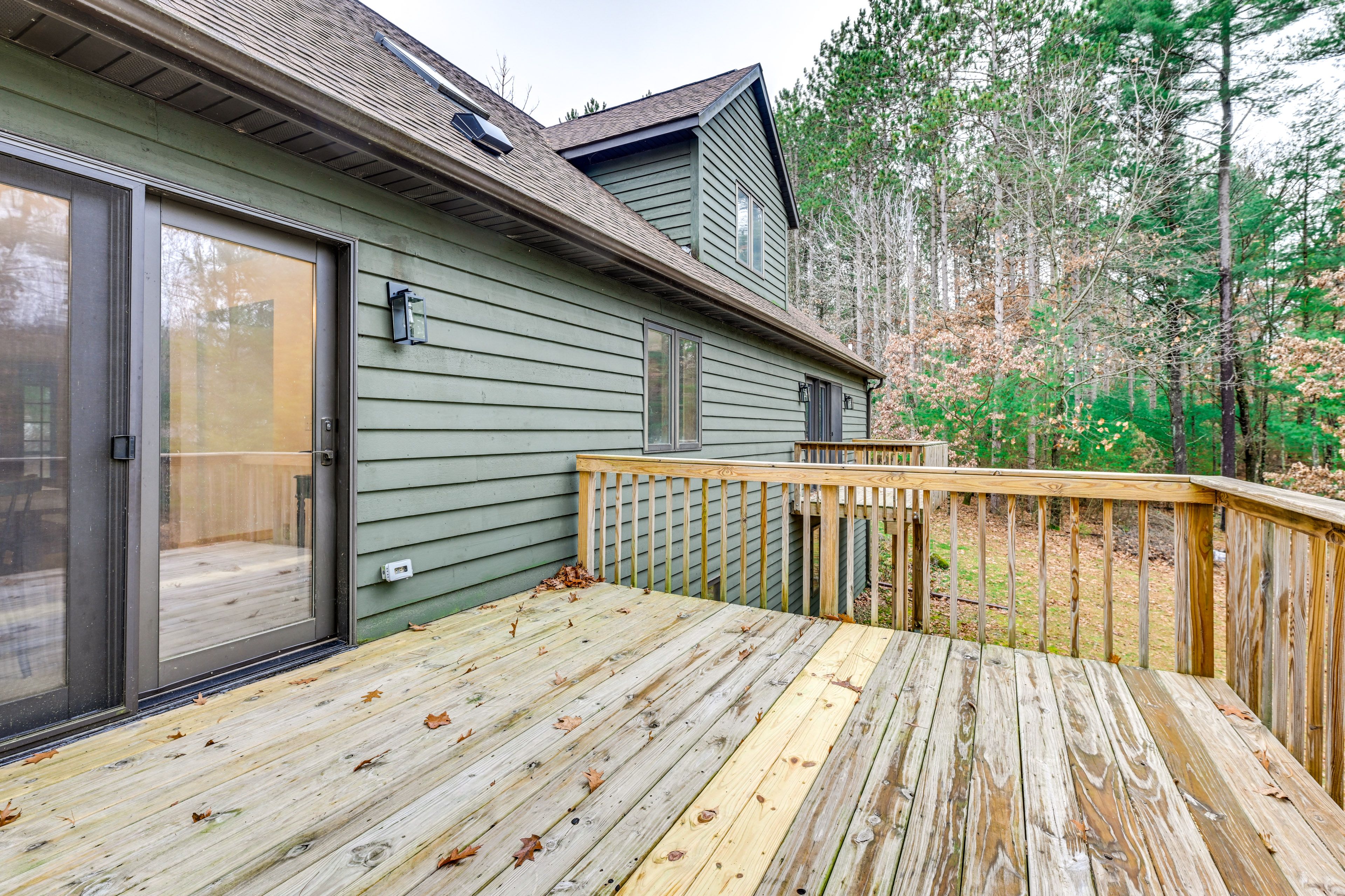 Deck | Gas Grill