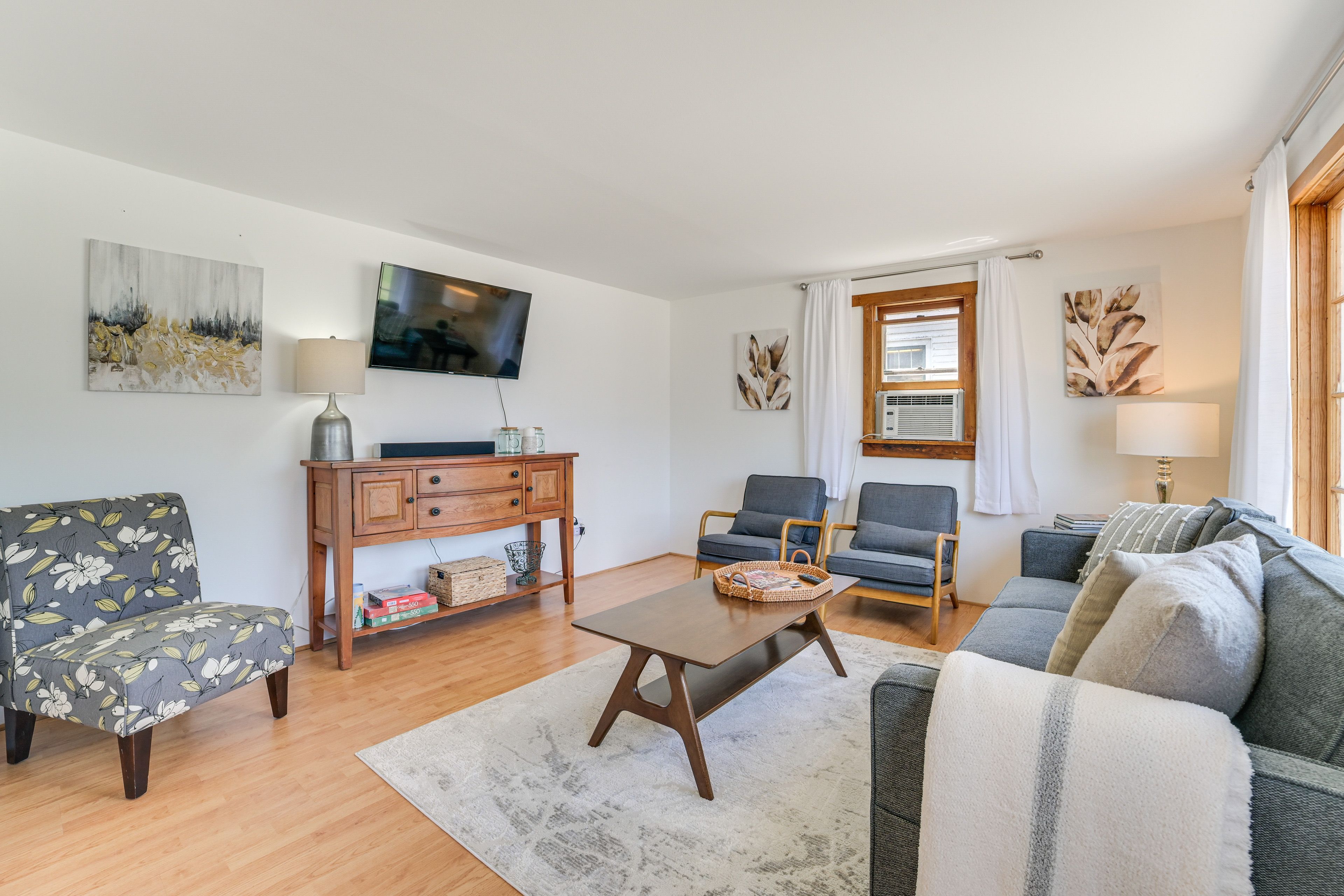 Living Room | Smart TV | Window A/C Units | Free WiFi
