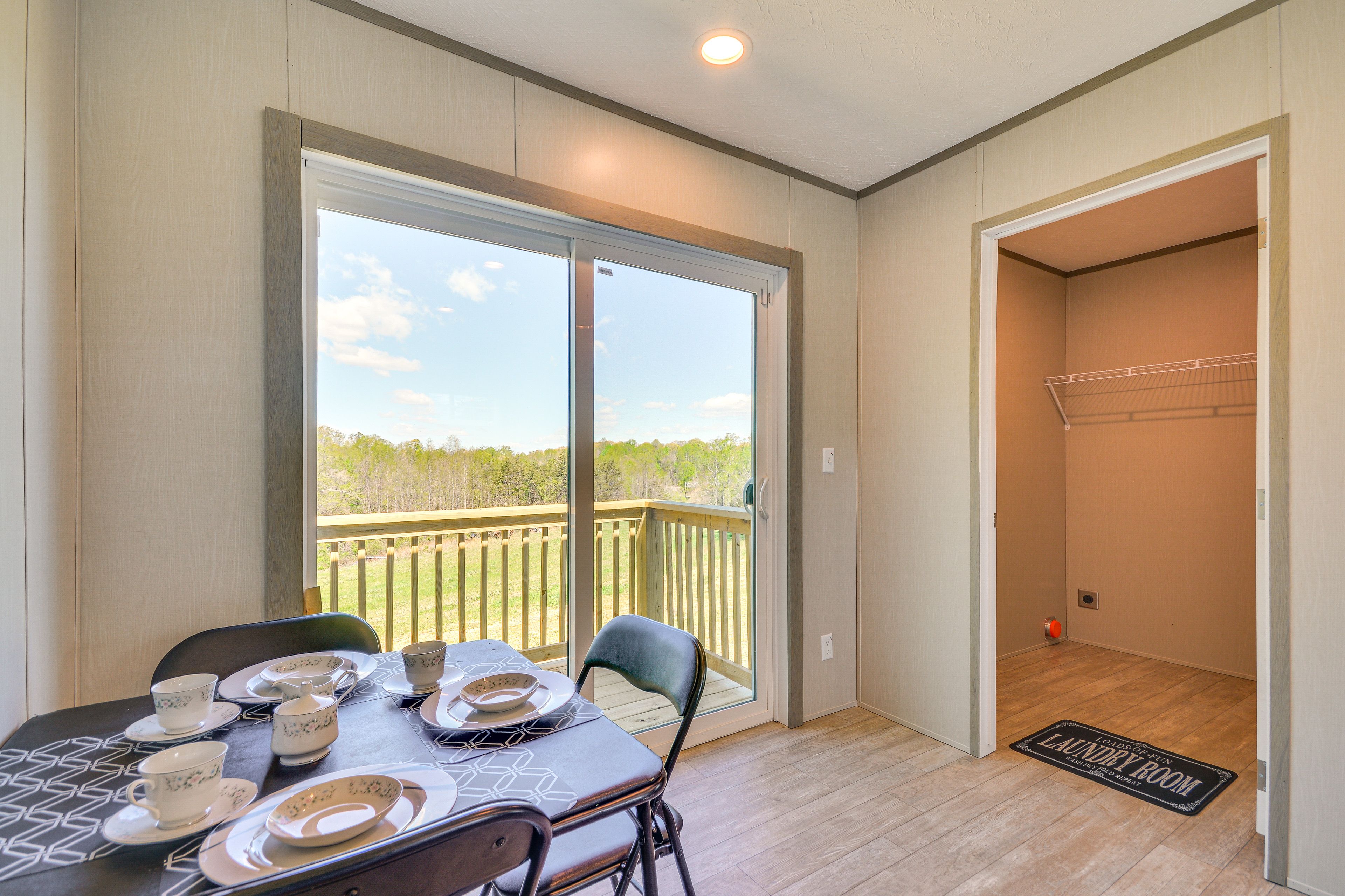 Dining Area | Dishware & Flatware