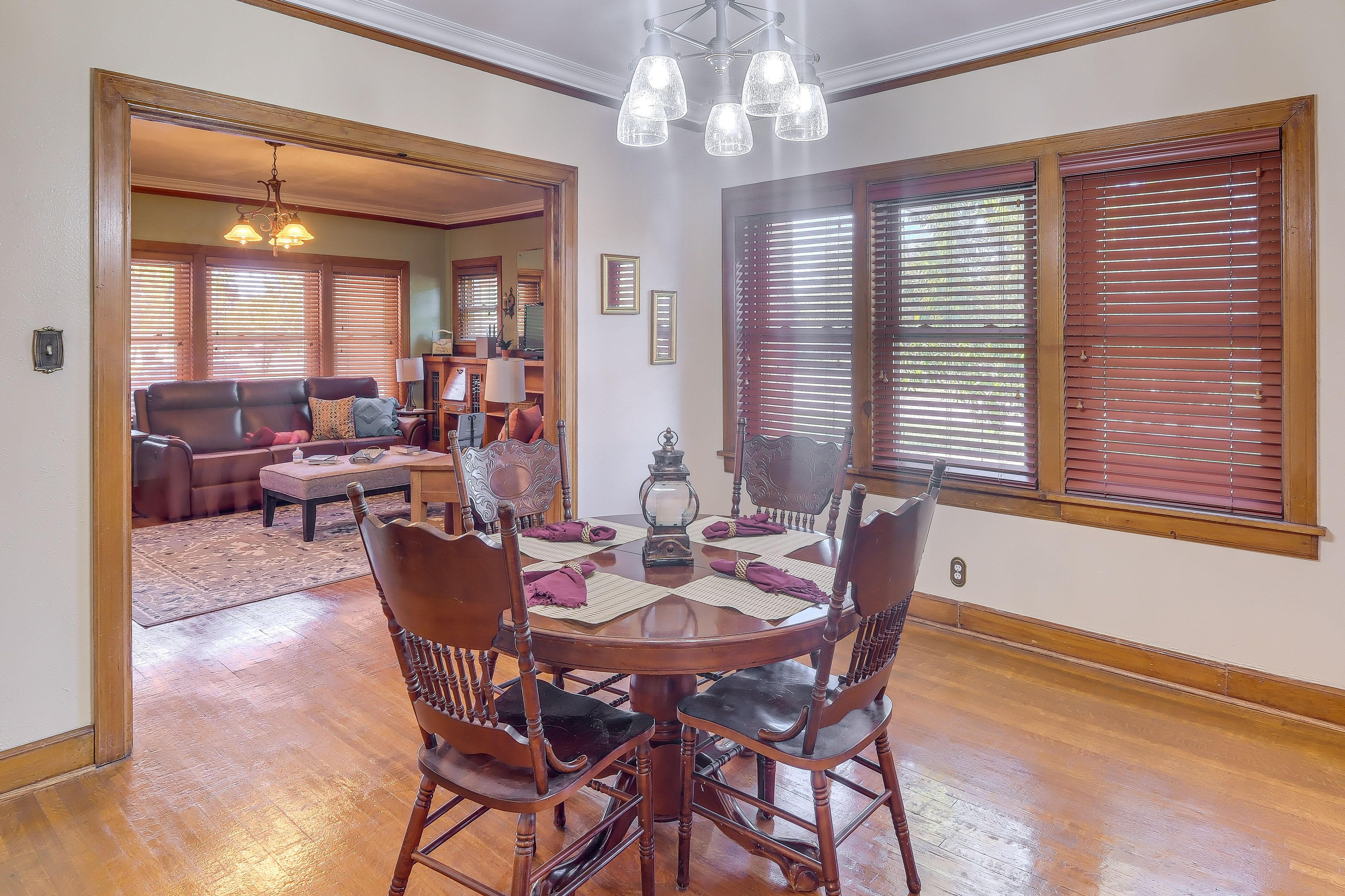 Dining Room | Dishware & Flatware