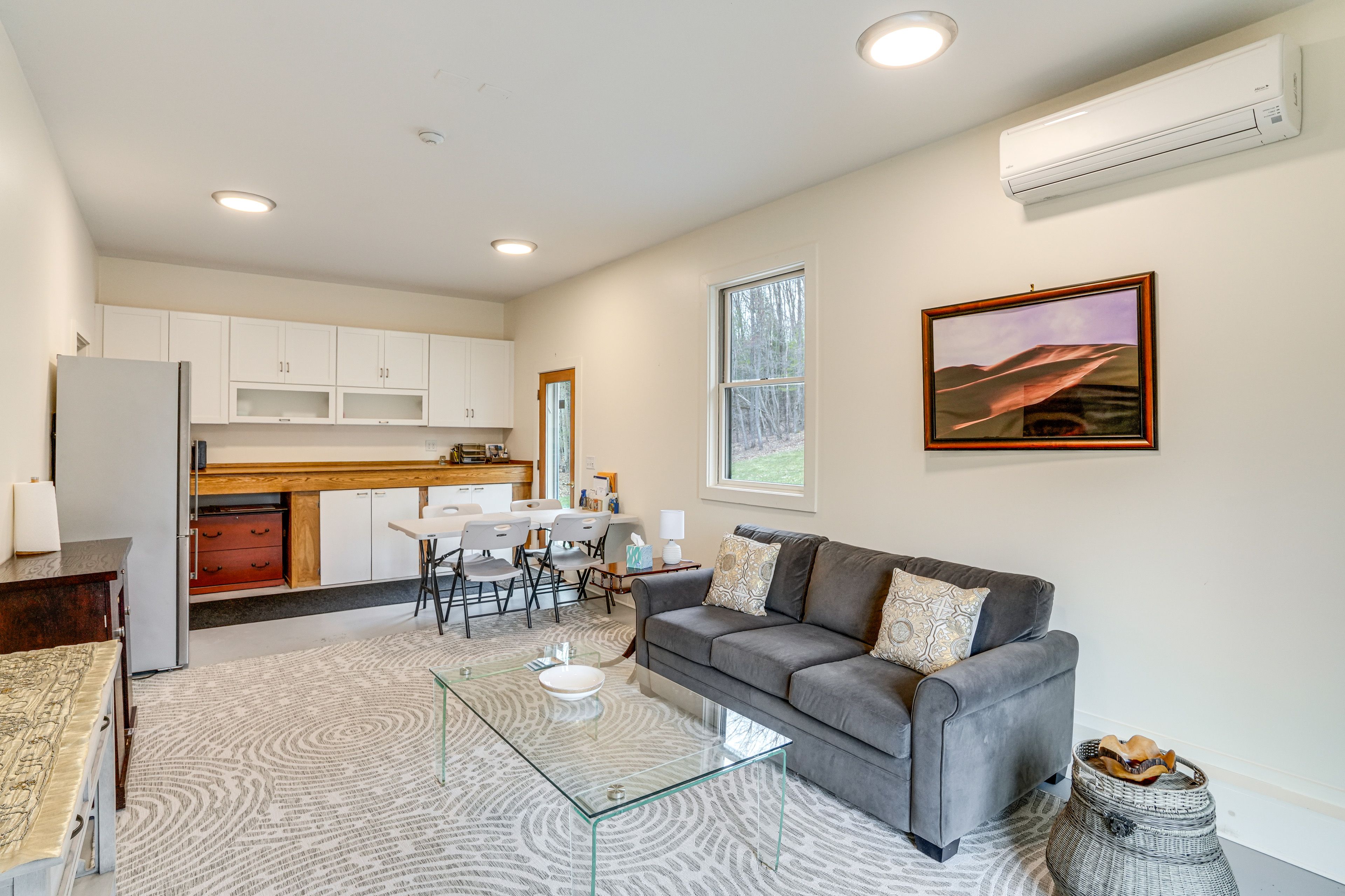 Dining Area | Fridge | Microwave
