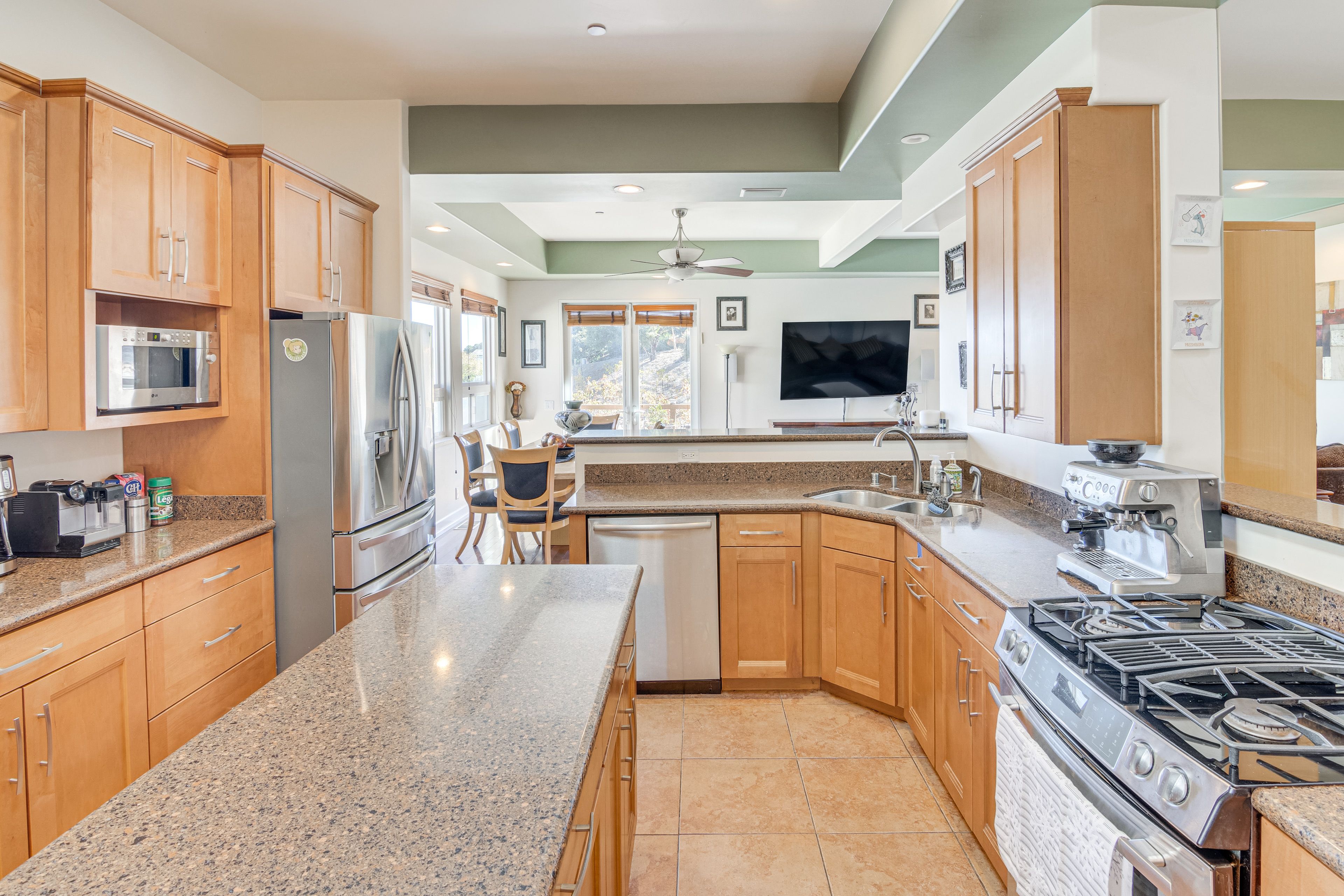 Kitchen | Drip Coffee Pot | Espresso Machine