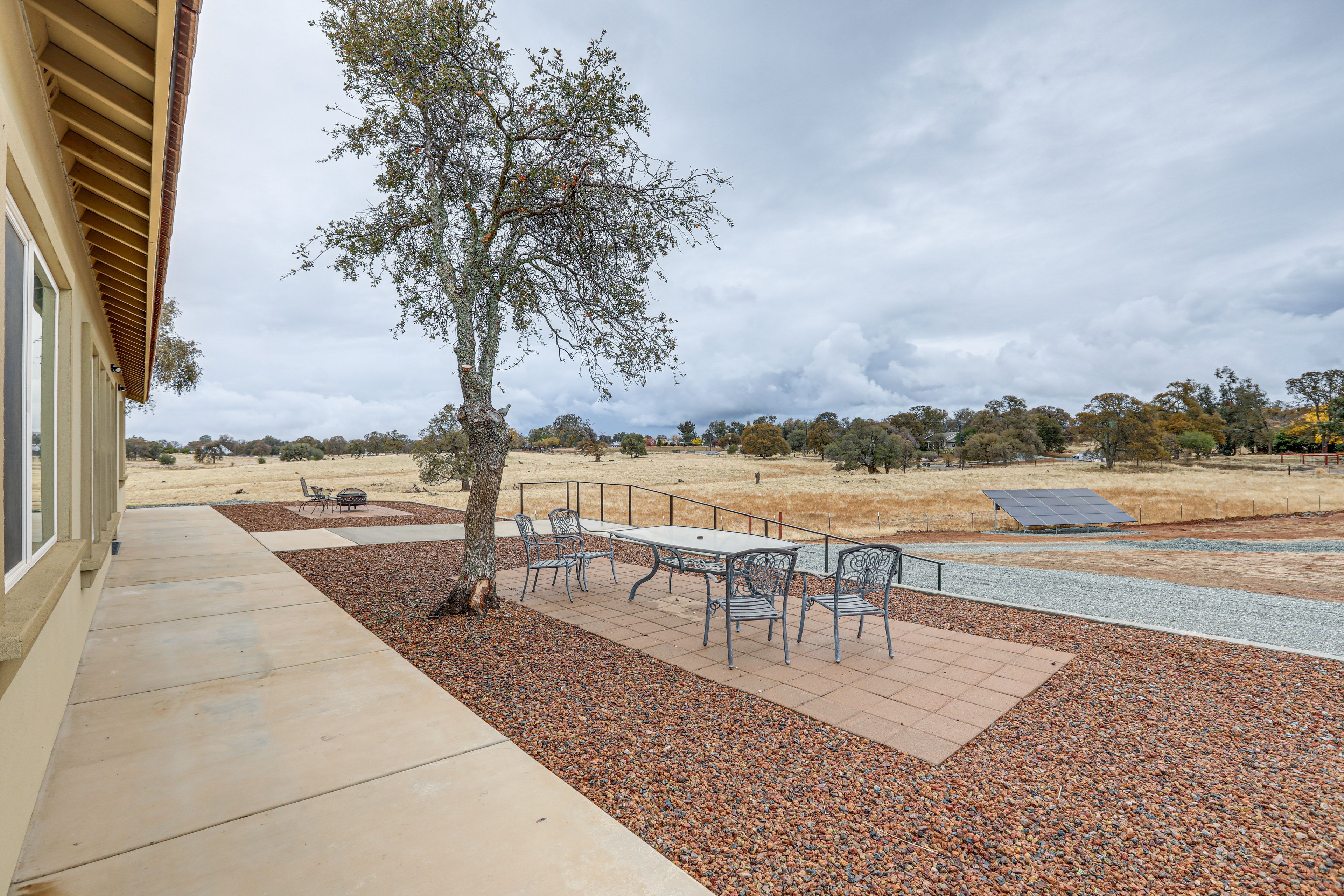 Fire Pit | Front Dining Area