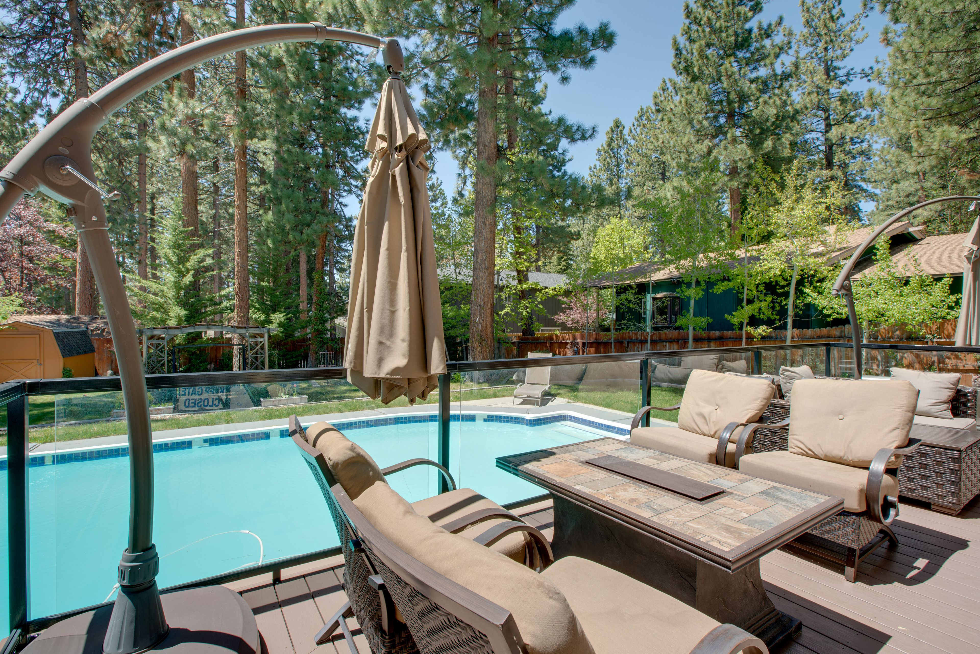 Deck | Fire Pit Table | Gas Grill