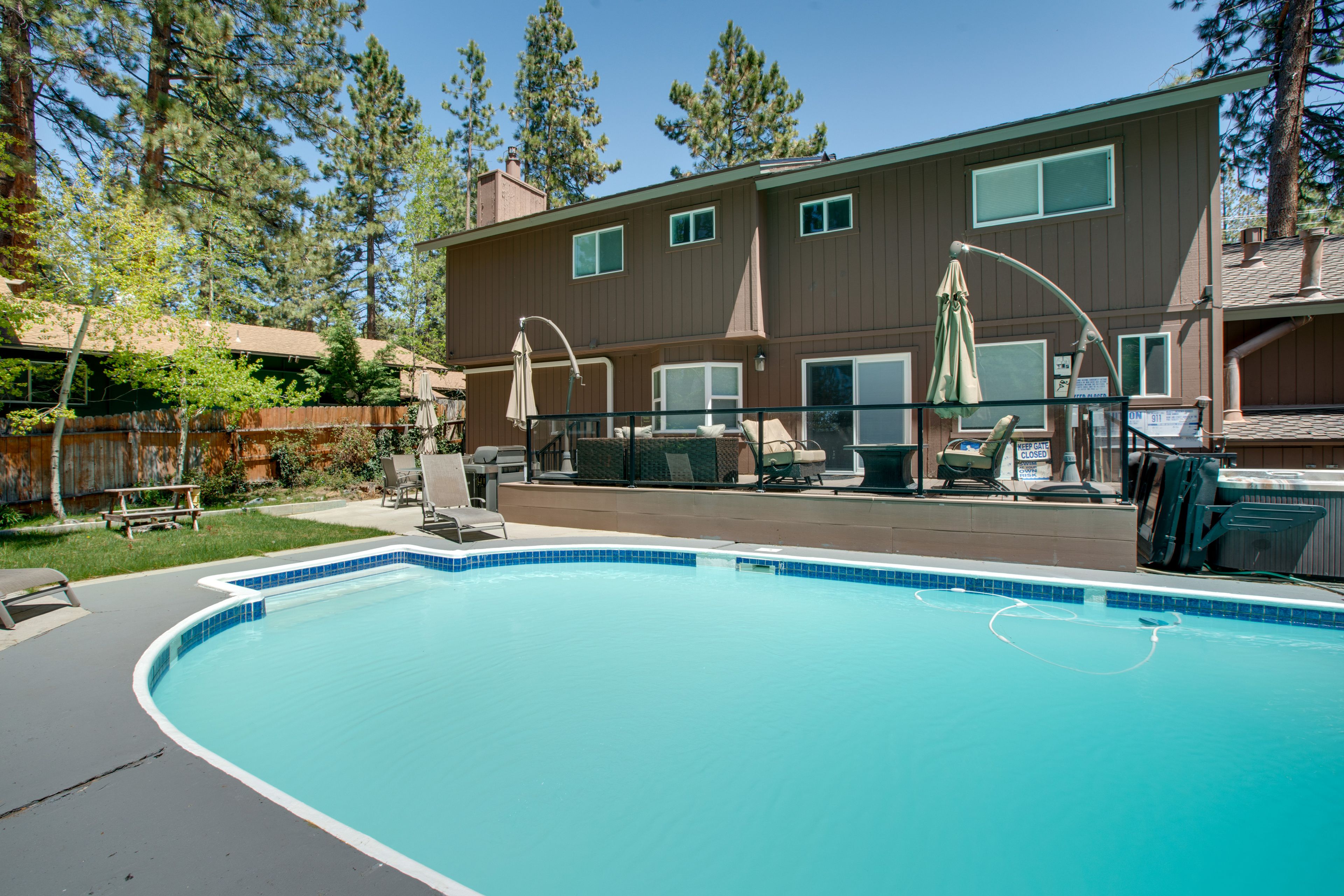 Heated Saltwater Pool