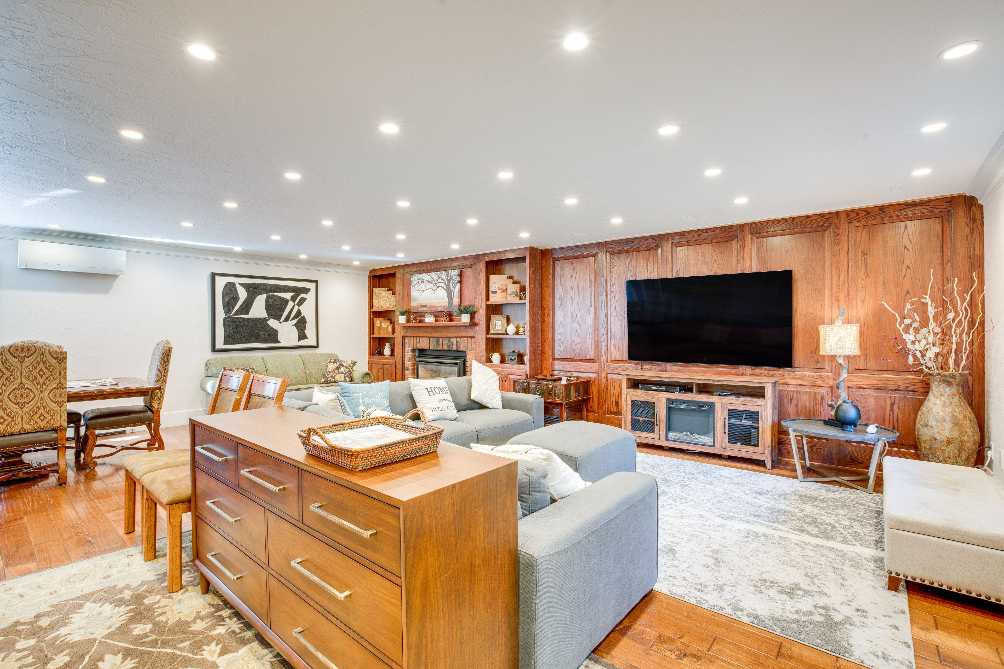 Living Room | Queen Sleeper Sofa | Central A/C | Heated Floors | 1st Floor