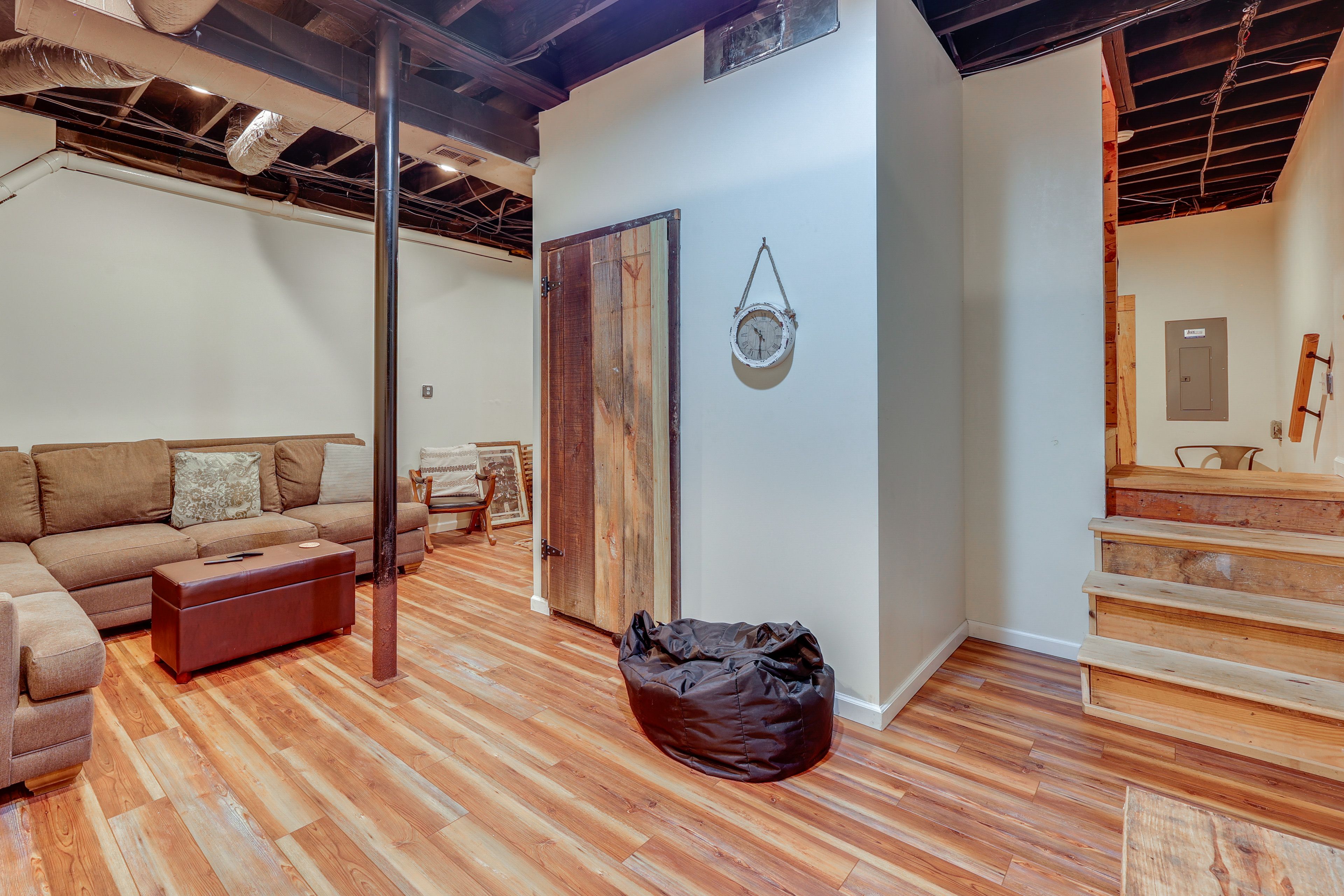 Living Area | Basement | Smart TV | Washer & Dryer