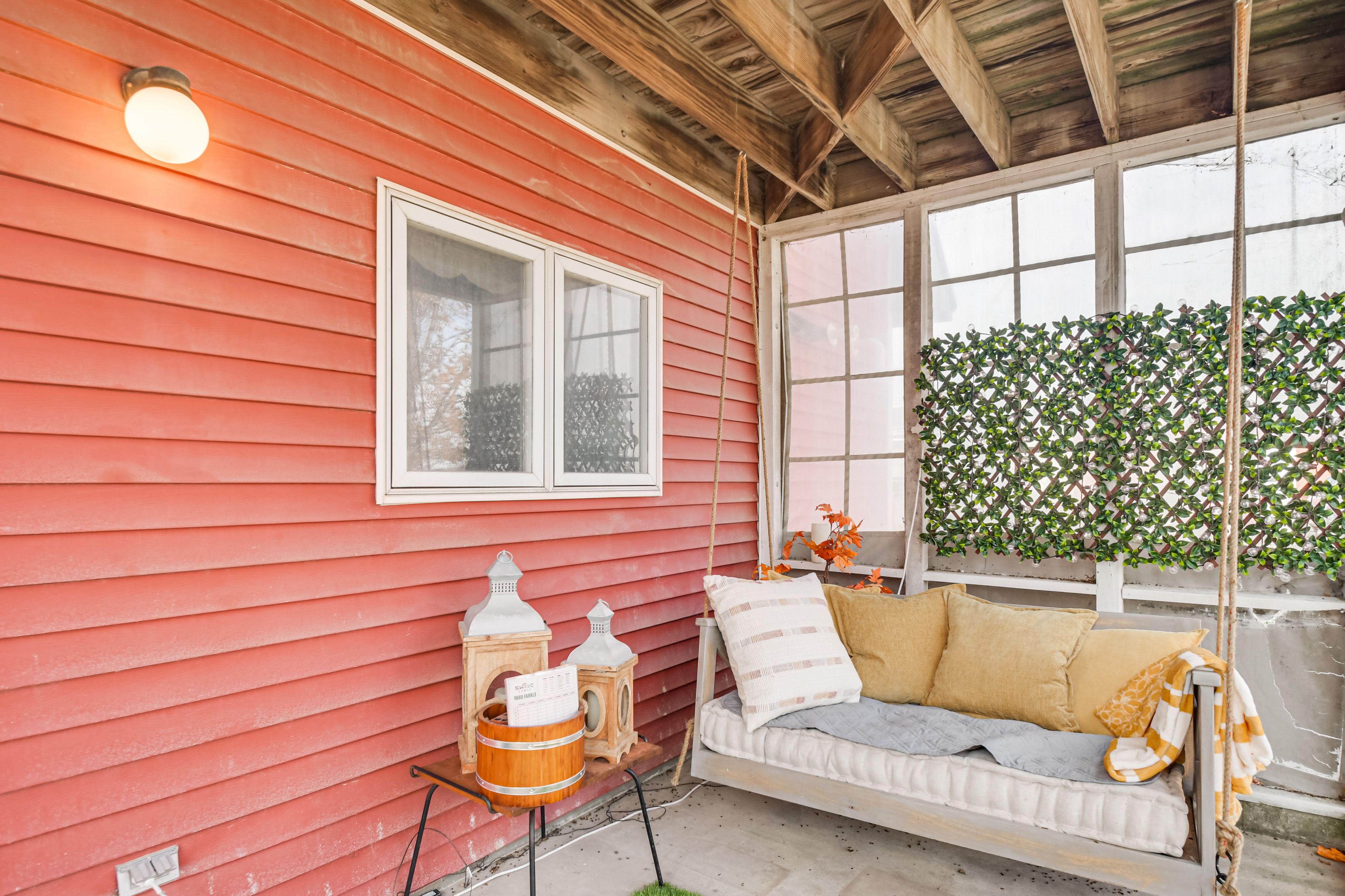 Screened Patio