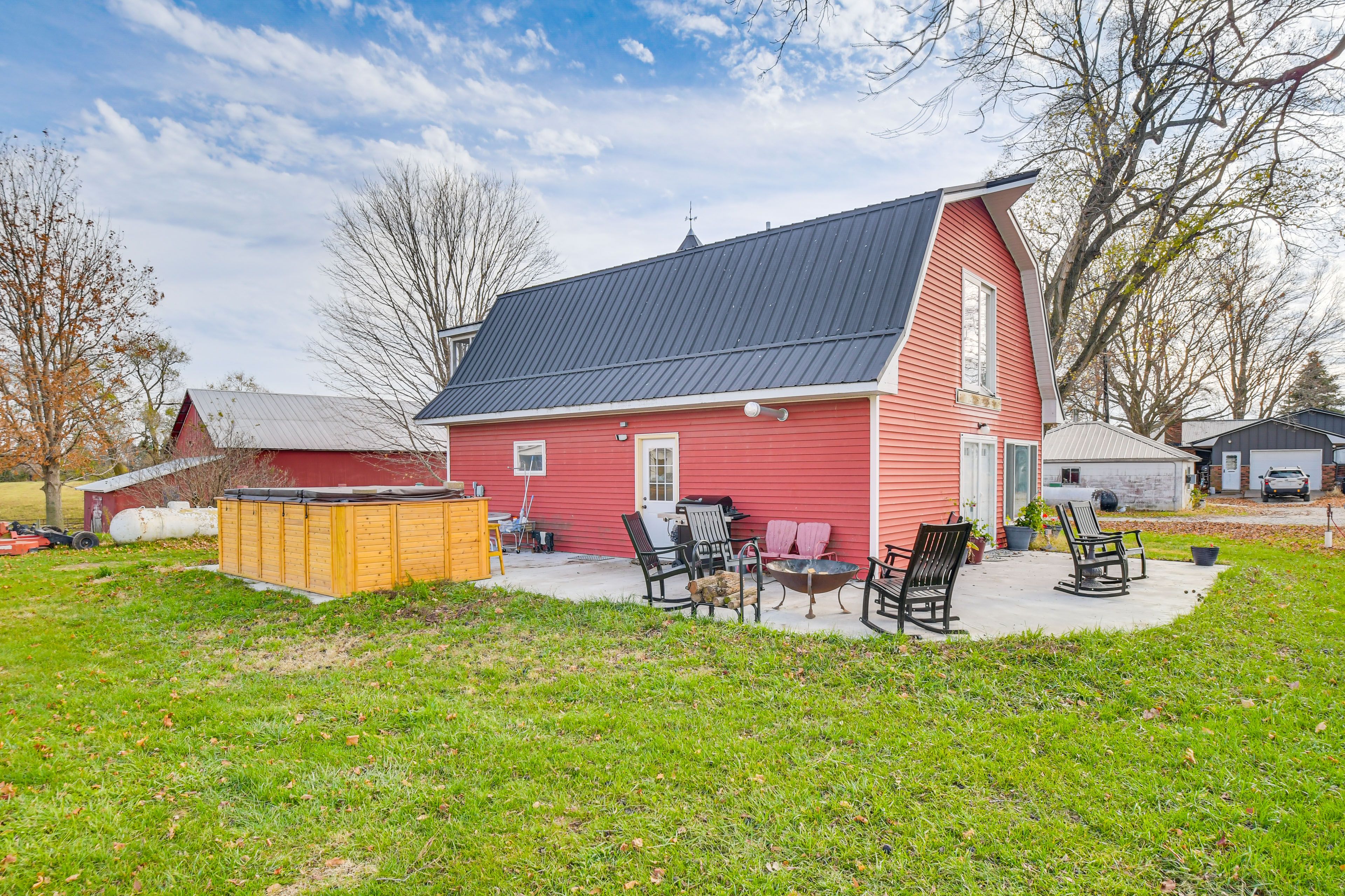 Patio | Gas Grill | Rocking Chairs